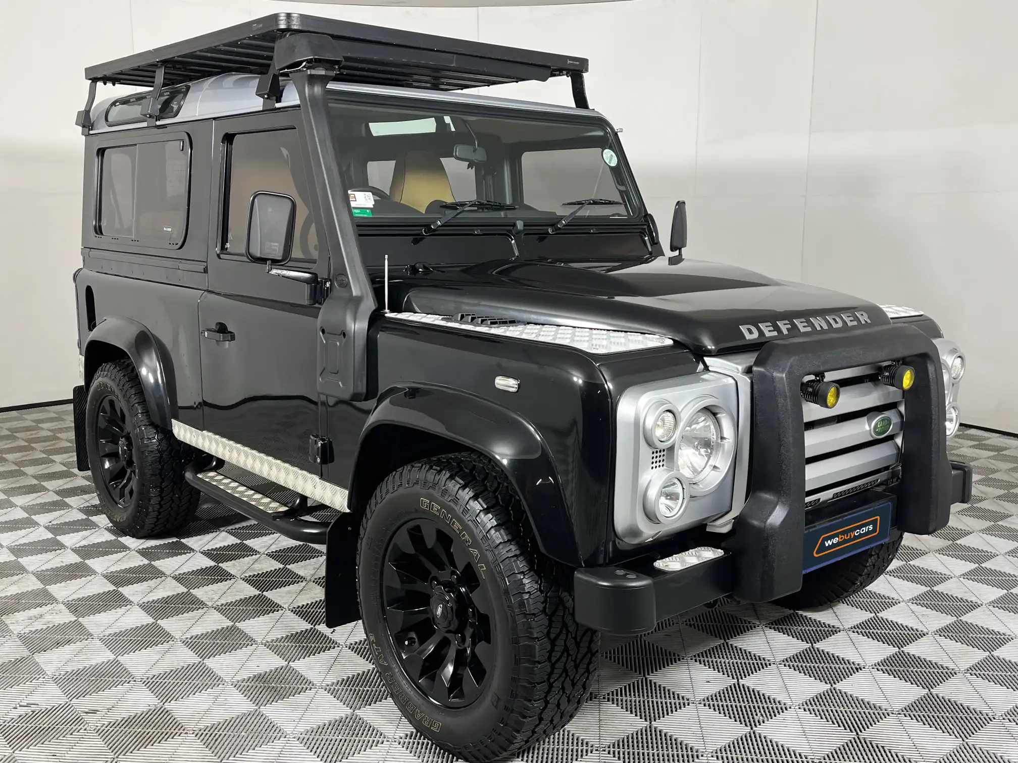 Land Rover Defender 90