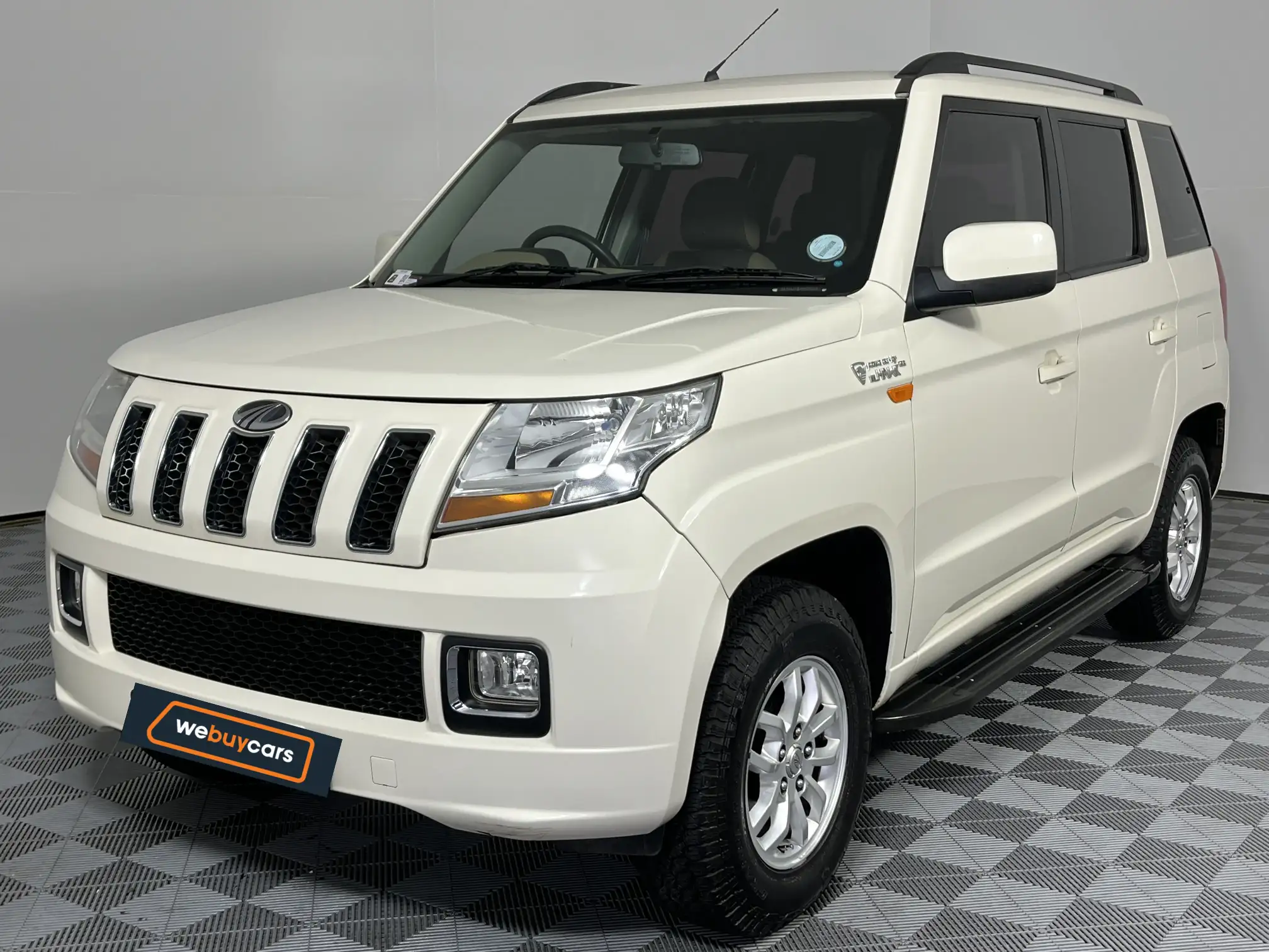 2017 Mahindra TUV