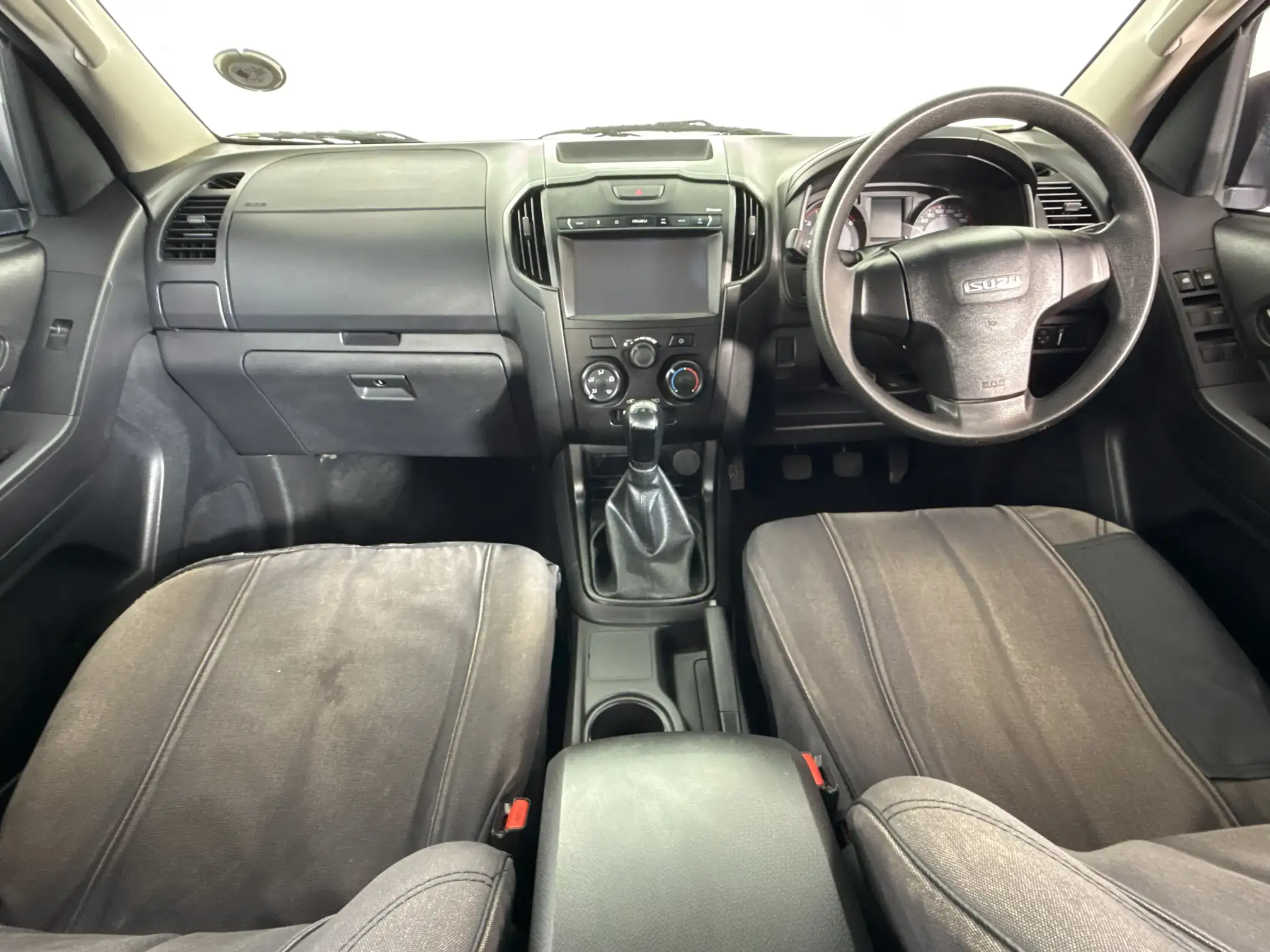 Isuzu D-MAX