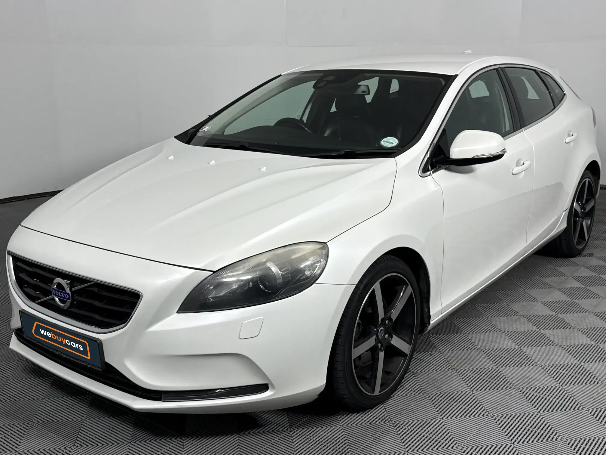 2014 Volvo V40