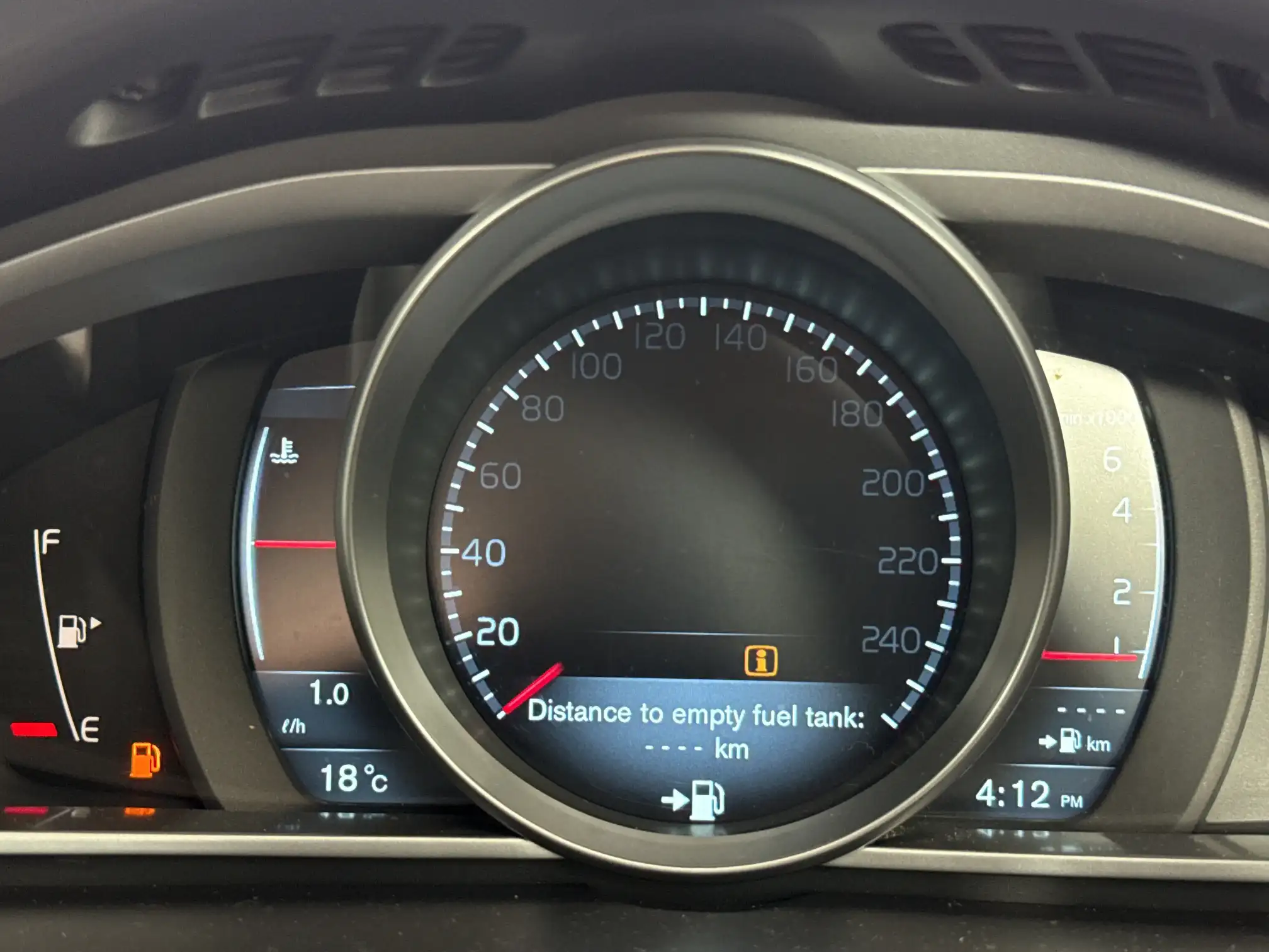 Volvo V40