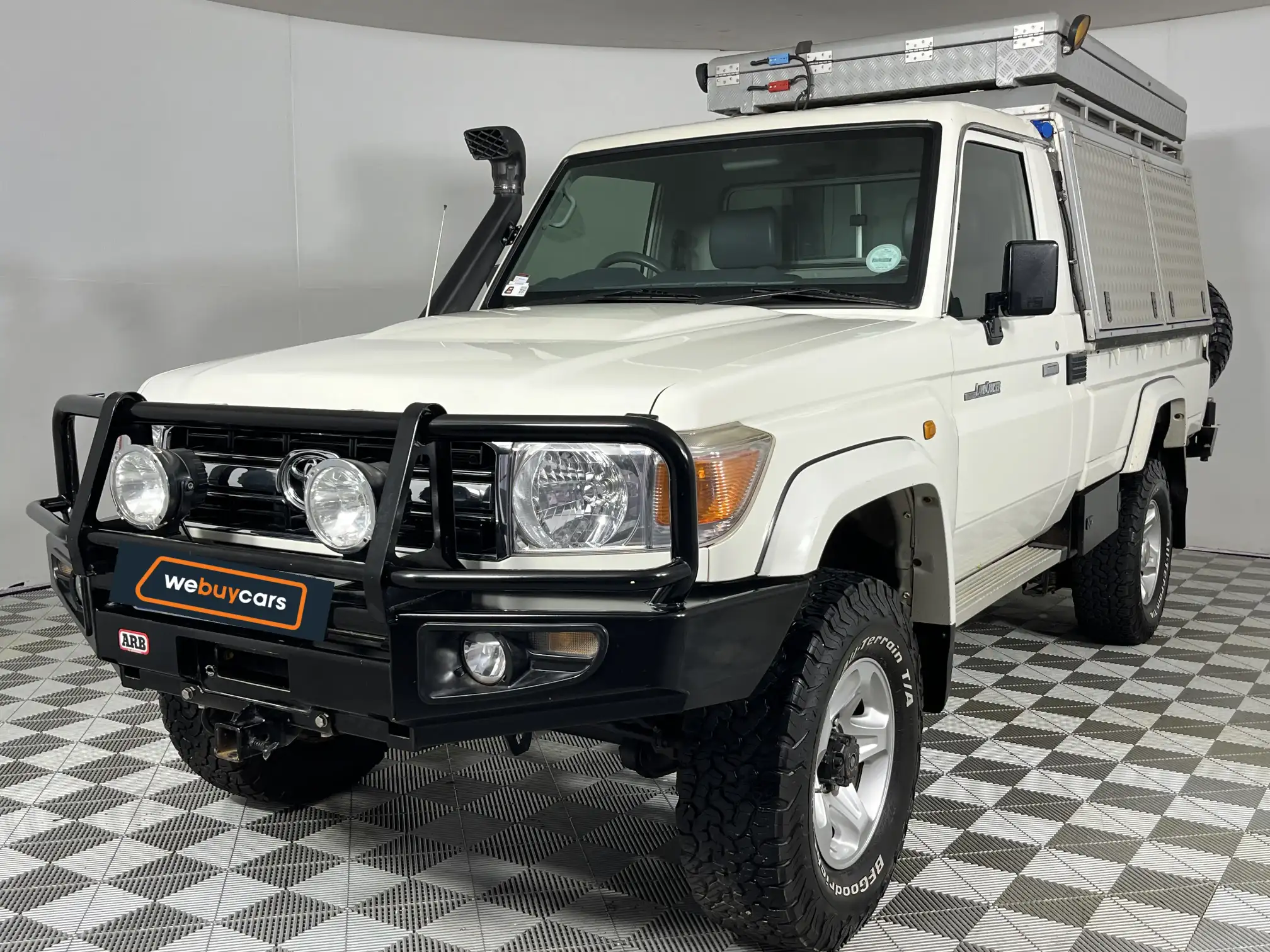 2013 Toyota Land Cruiser