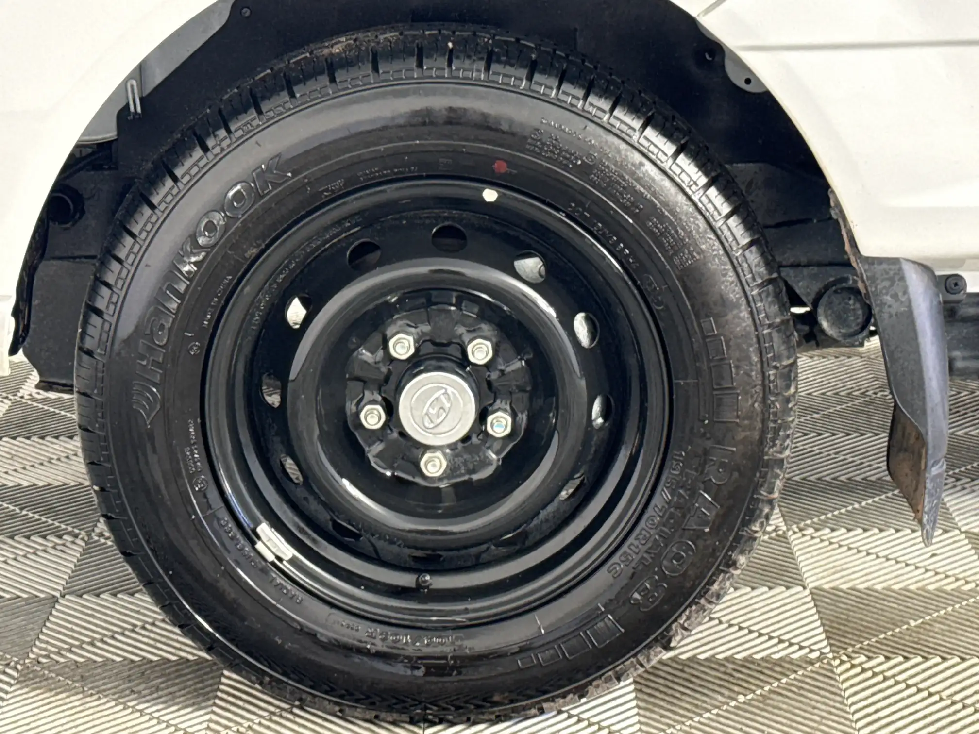 Hyundai H100