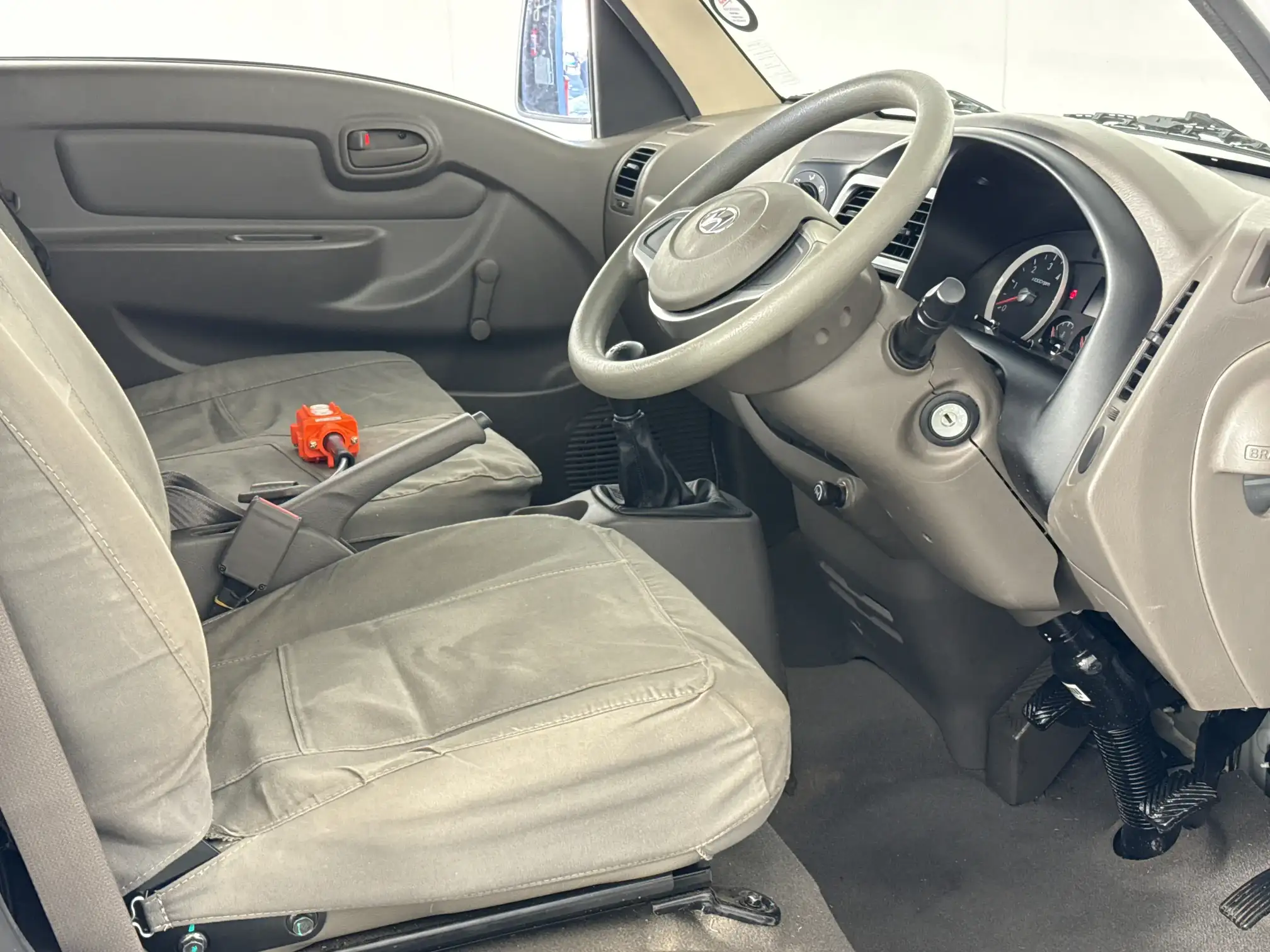 Hyundai H100