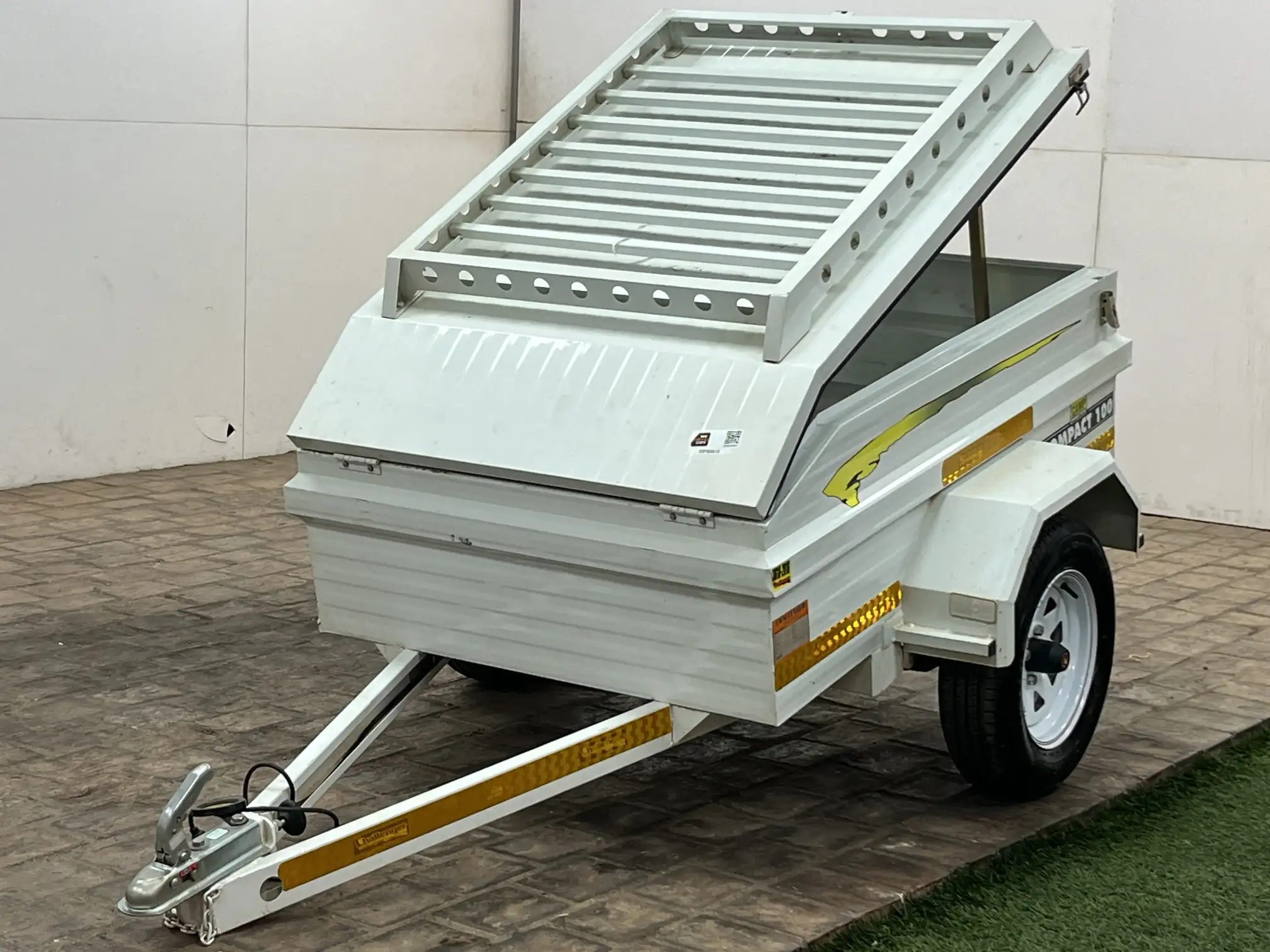 2017 Campmaster Compact