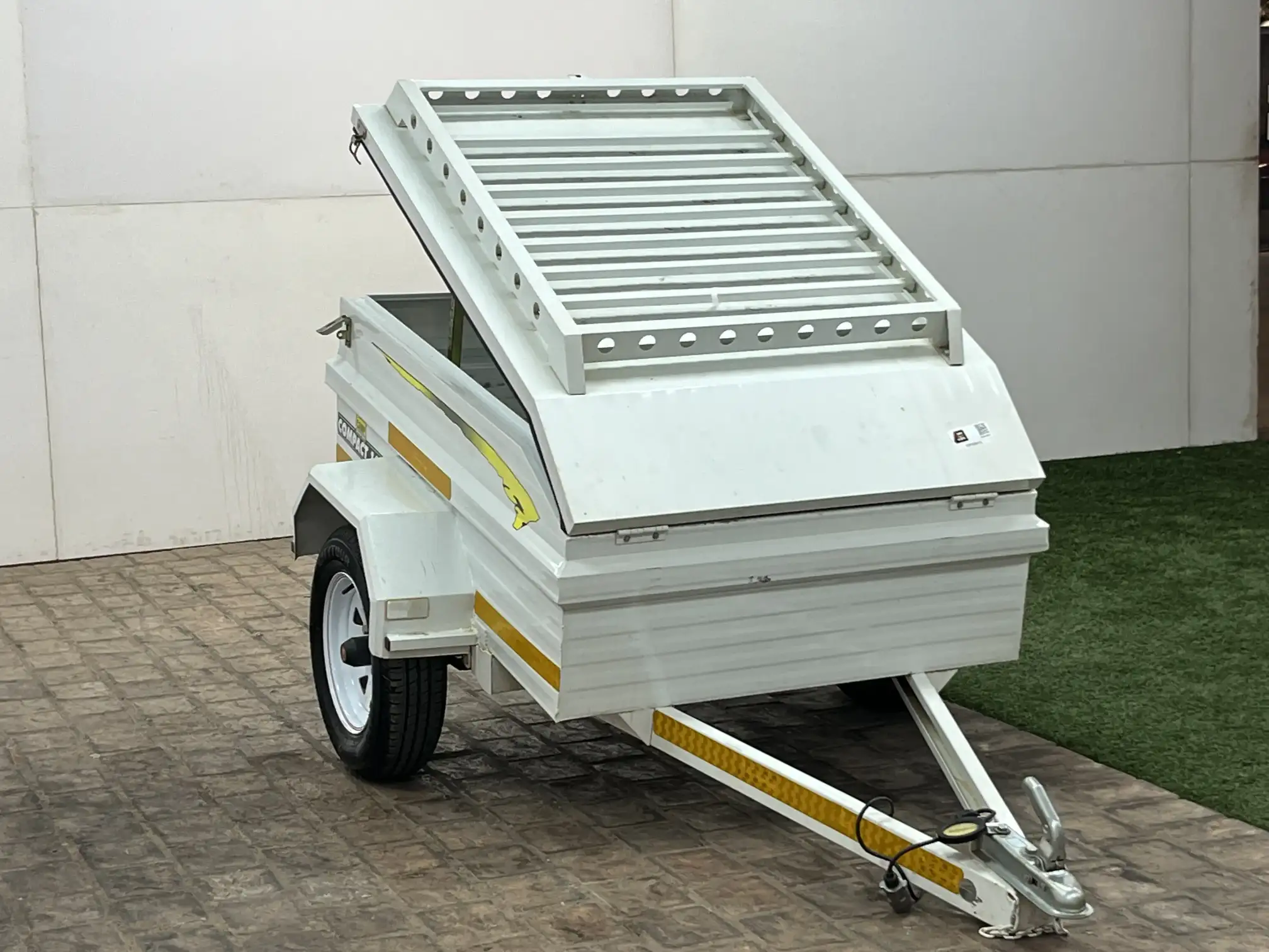 Campmaster Compact