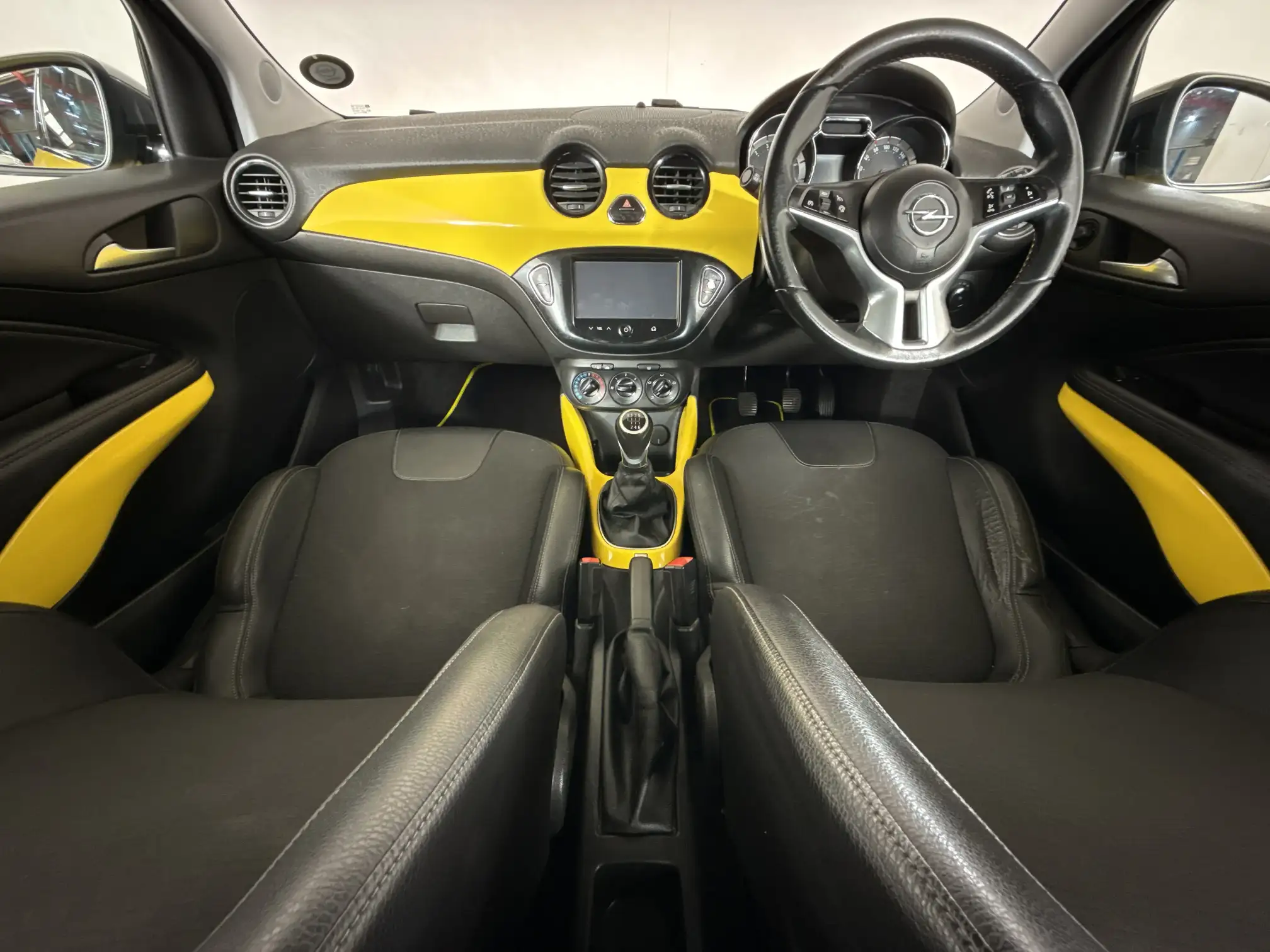 Opel Adam