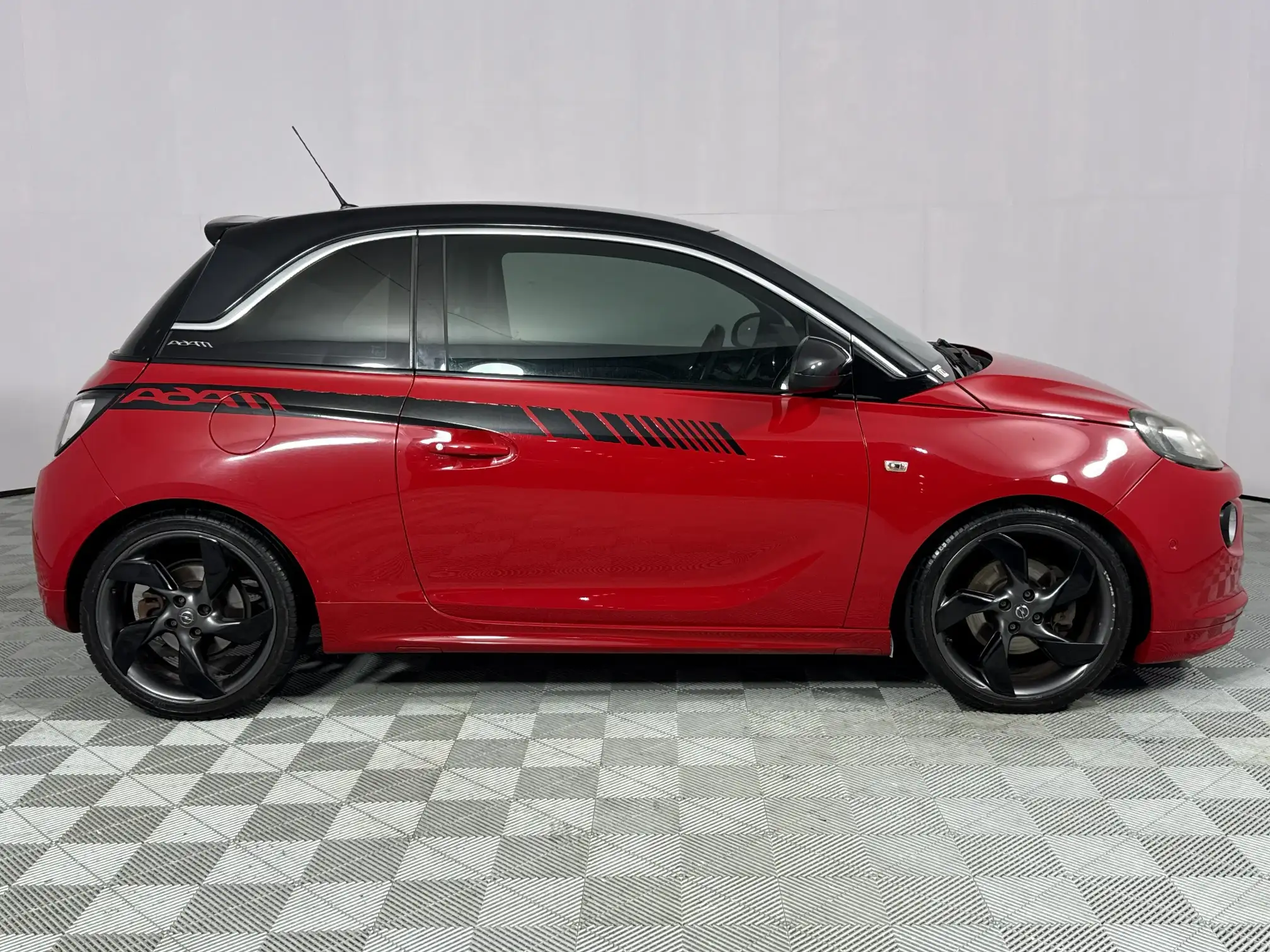 Opel Adam