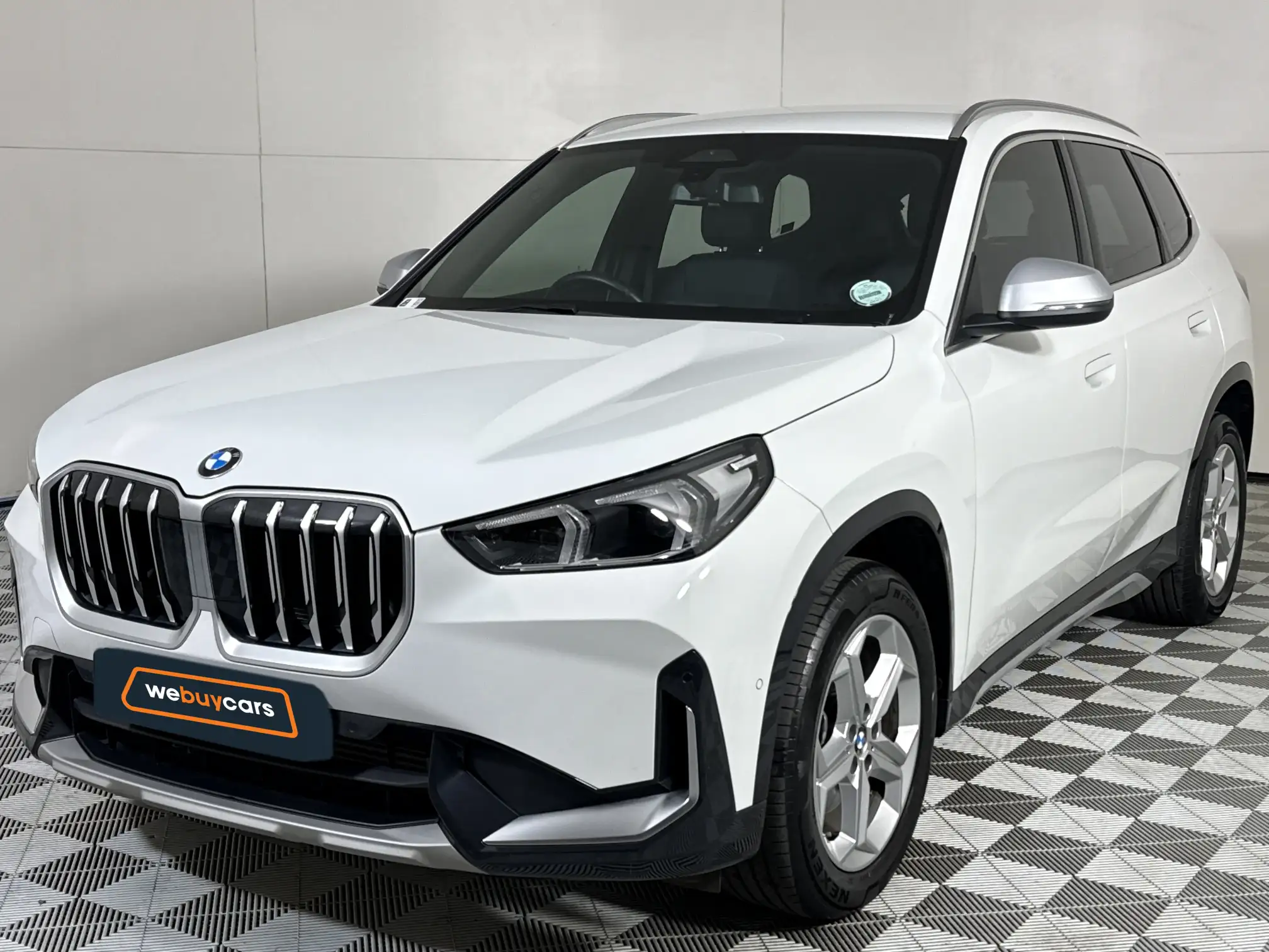 2024 BMW X1