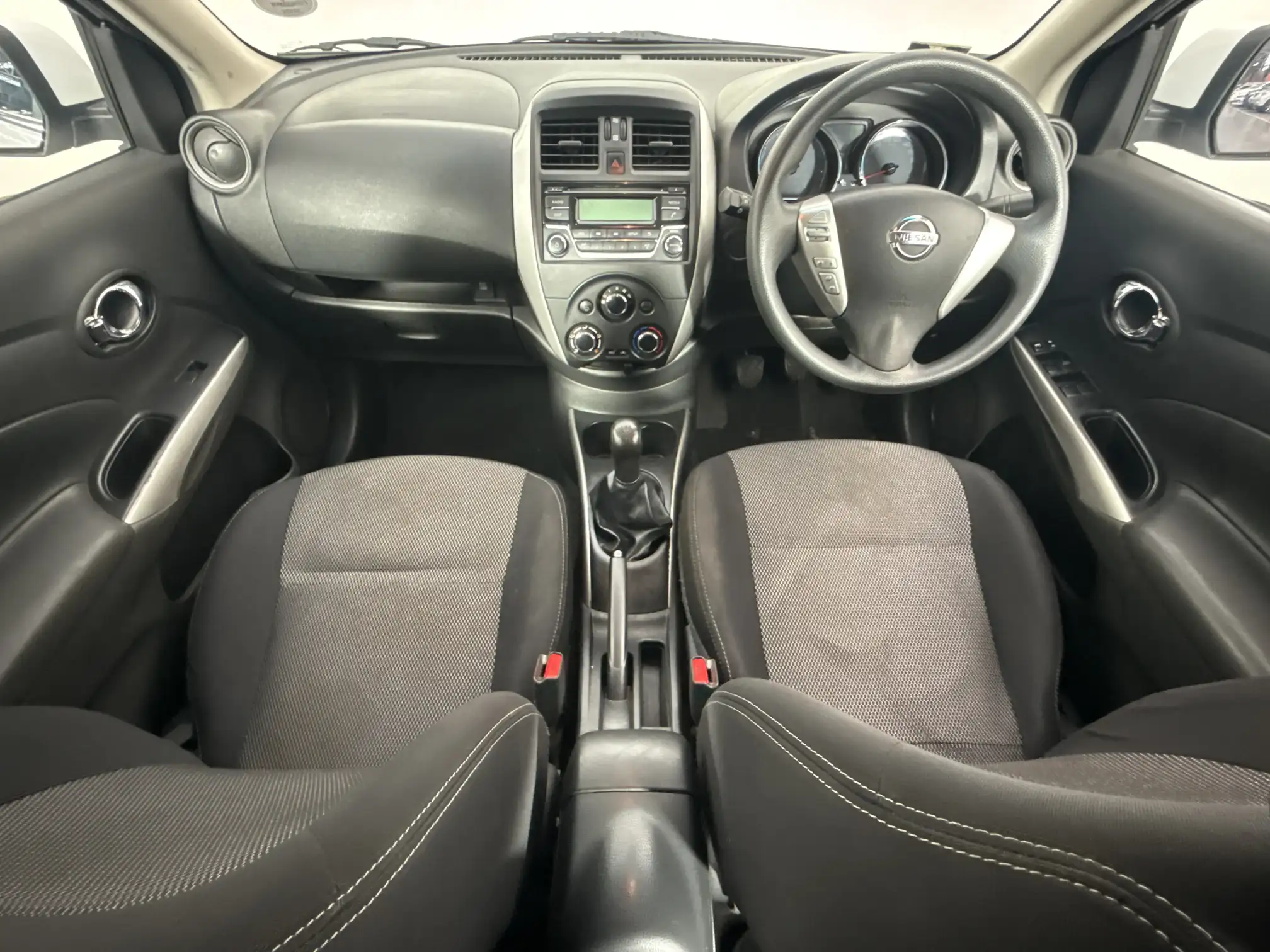 Nissan Almera