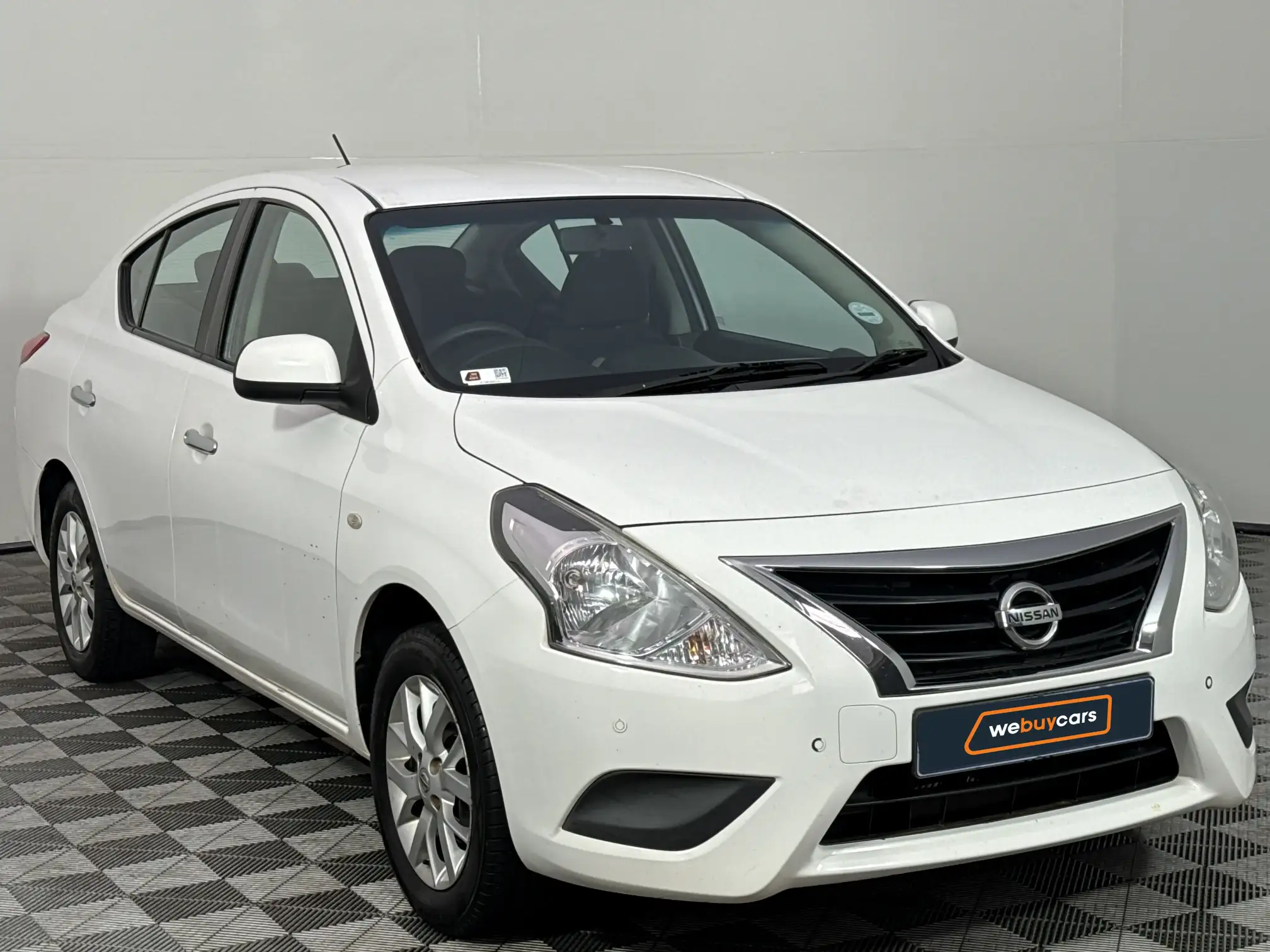 Nissan Almera