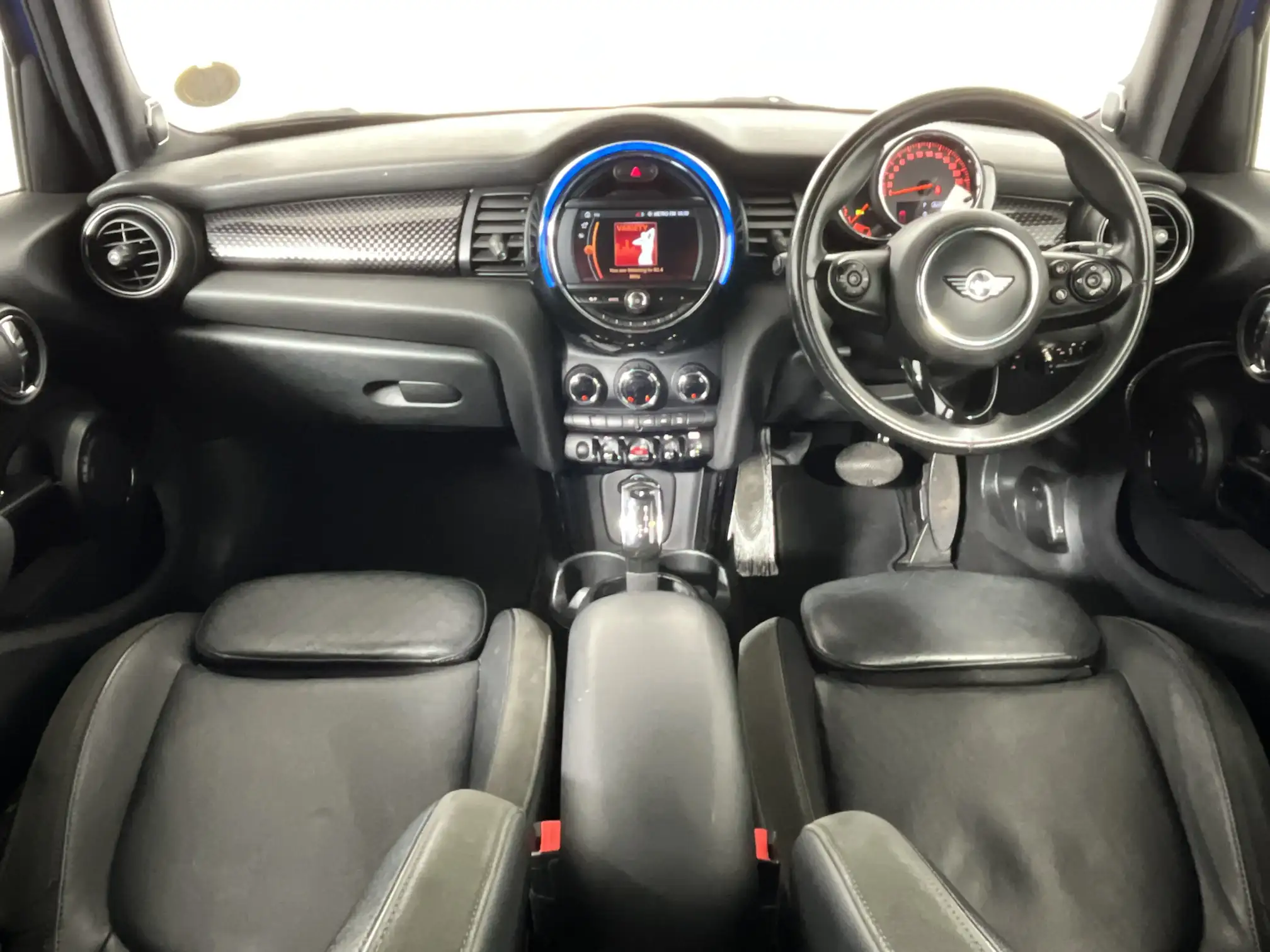 Mini Cooper 5DR