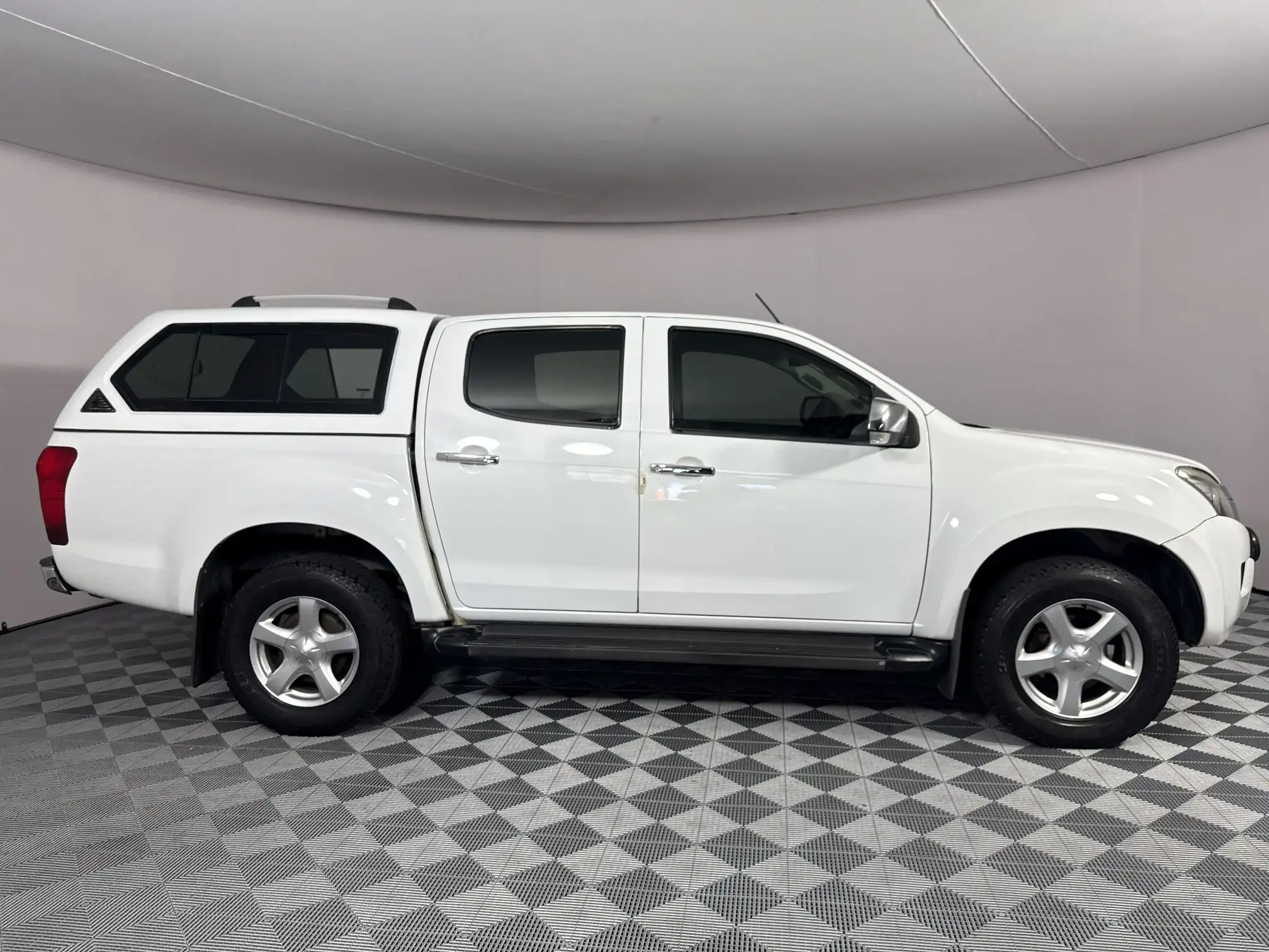 Isuzu KB