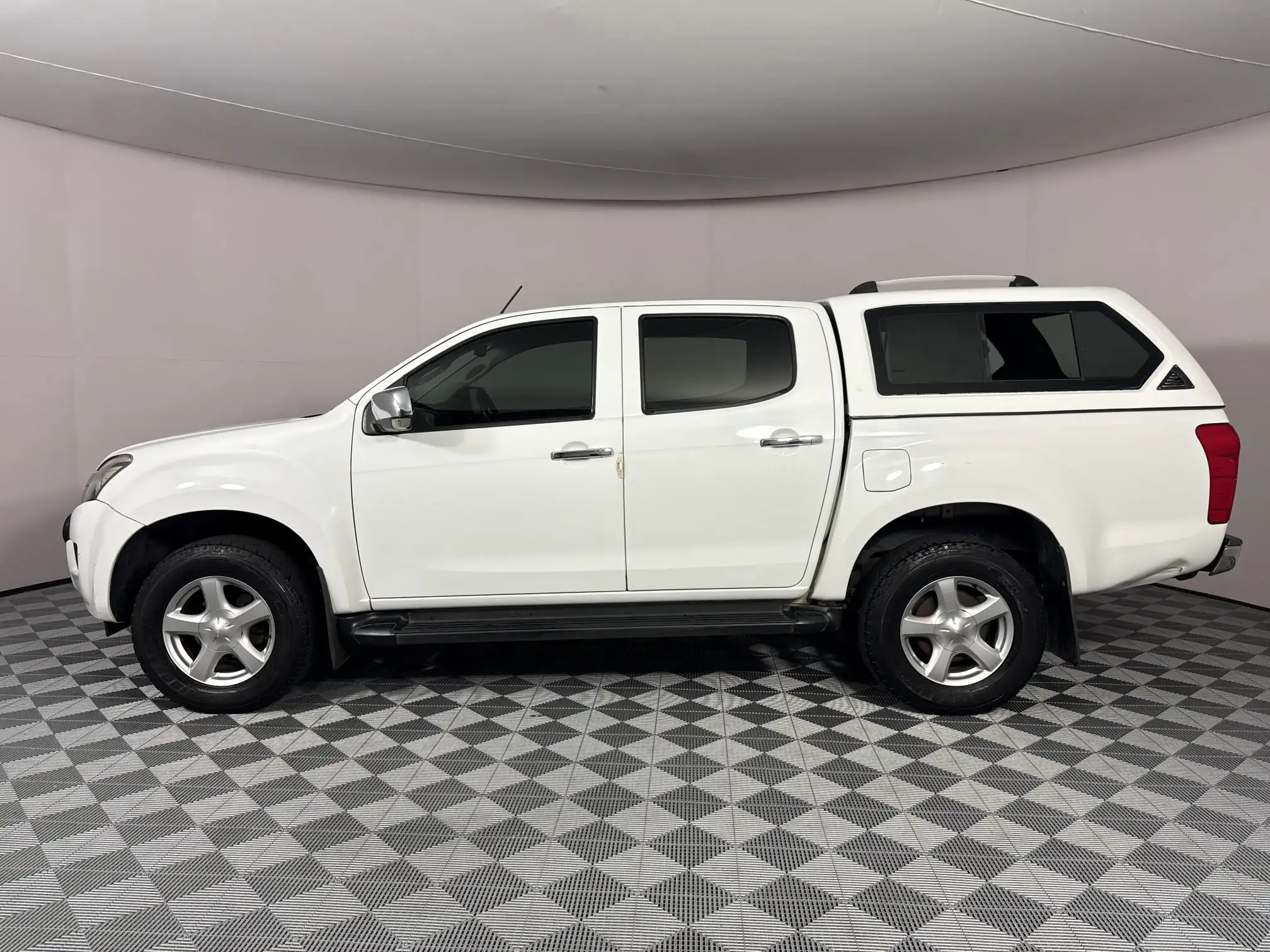 Isuzu KB