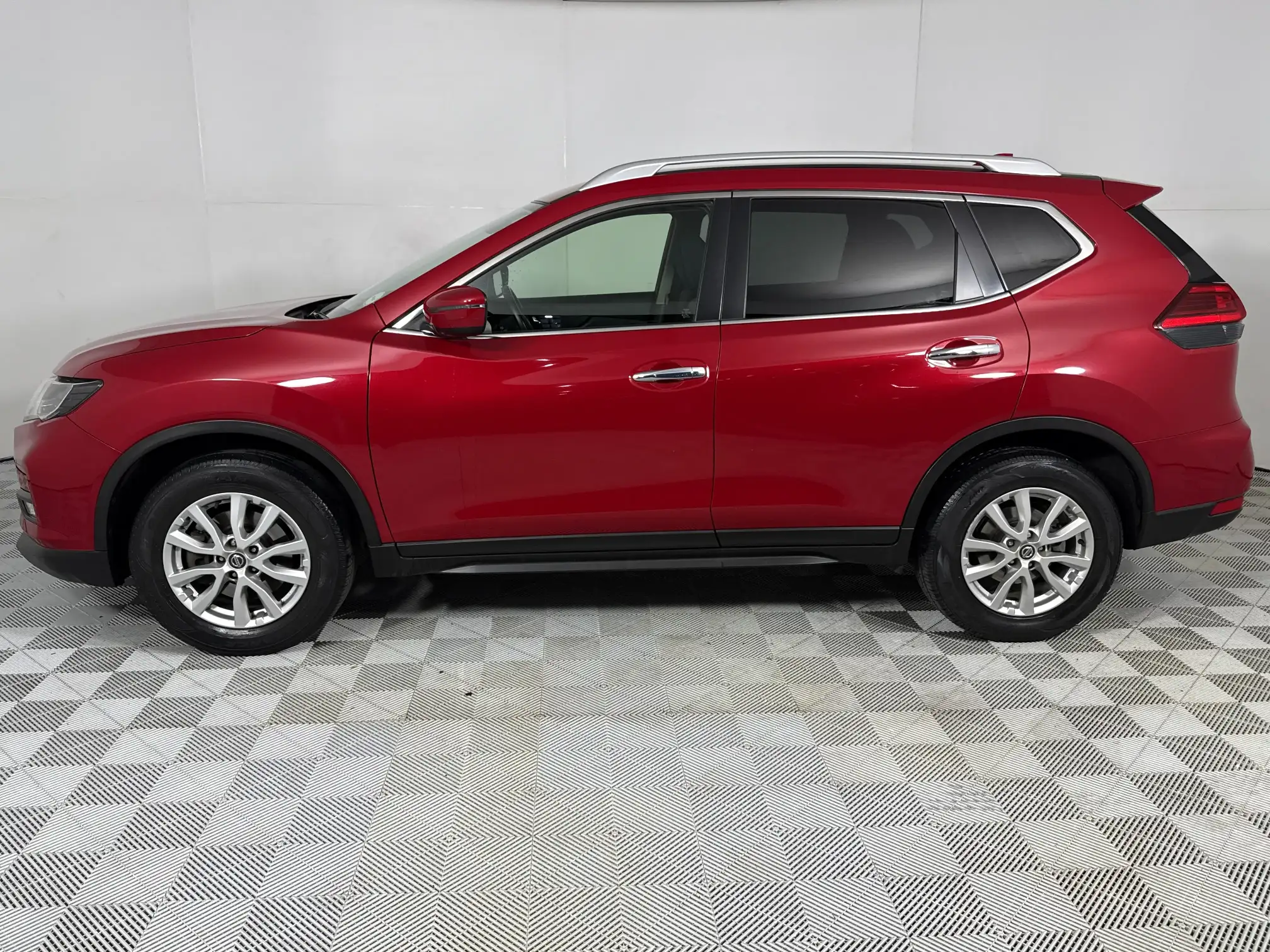 Nissan X Trail