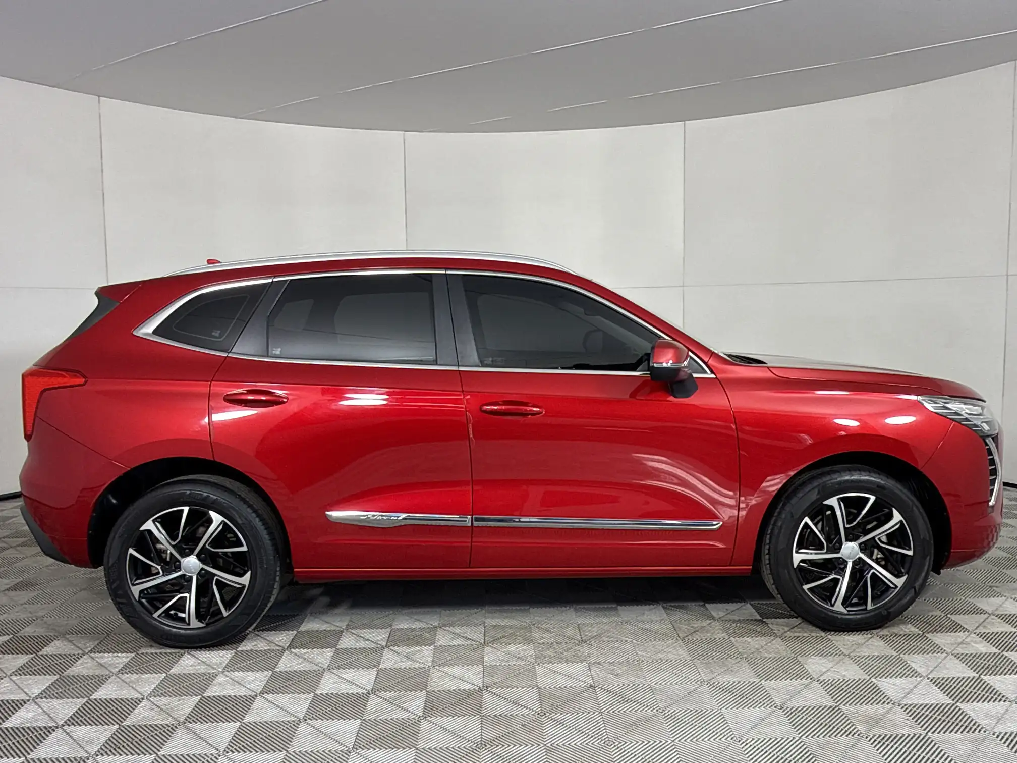 Haval Jolion