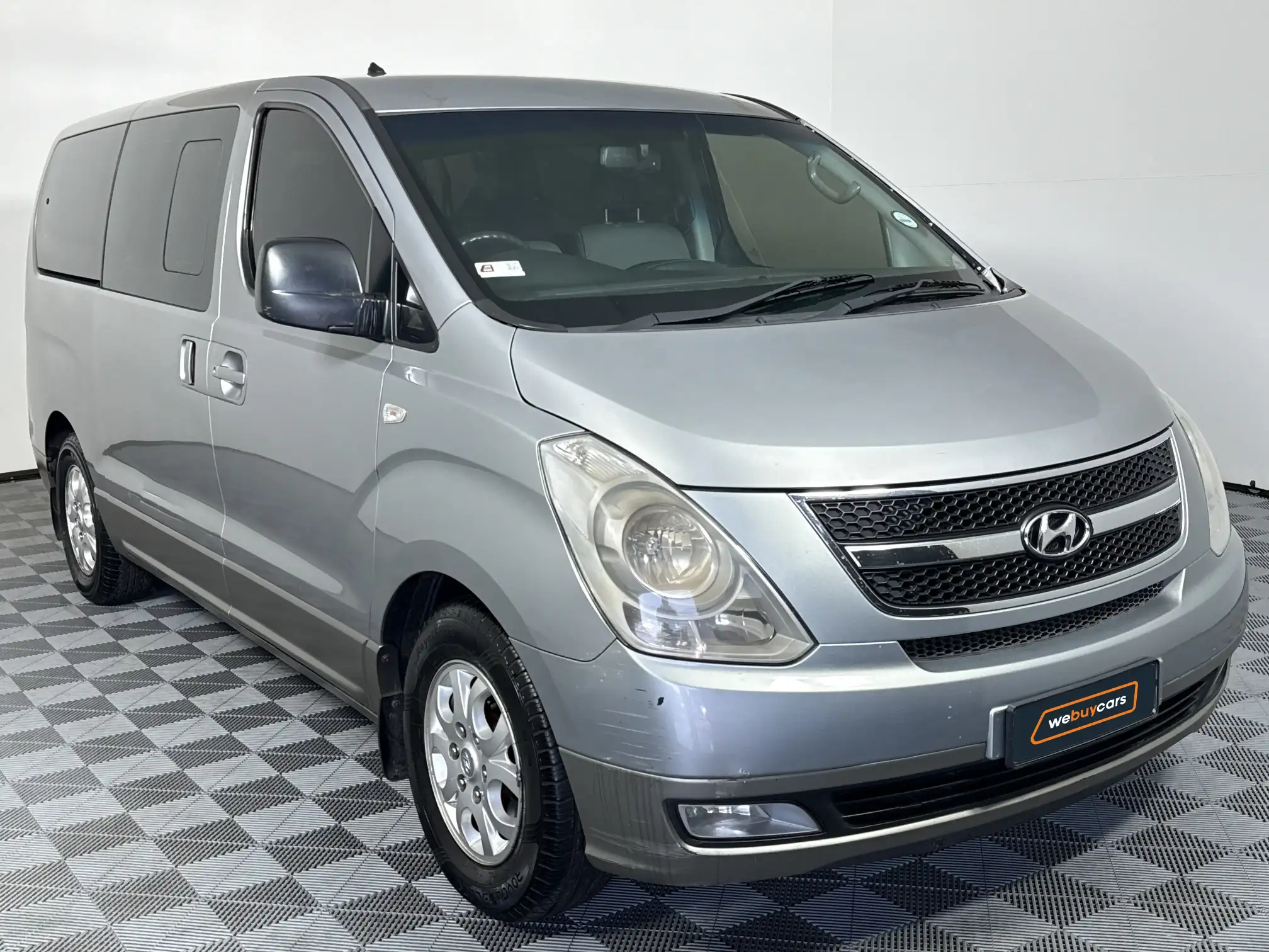 Hyundai H-1