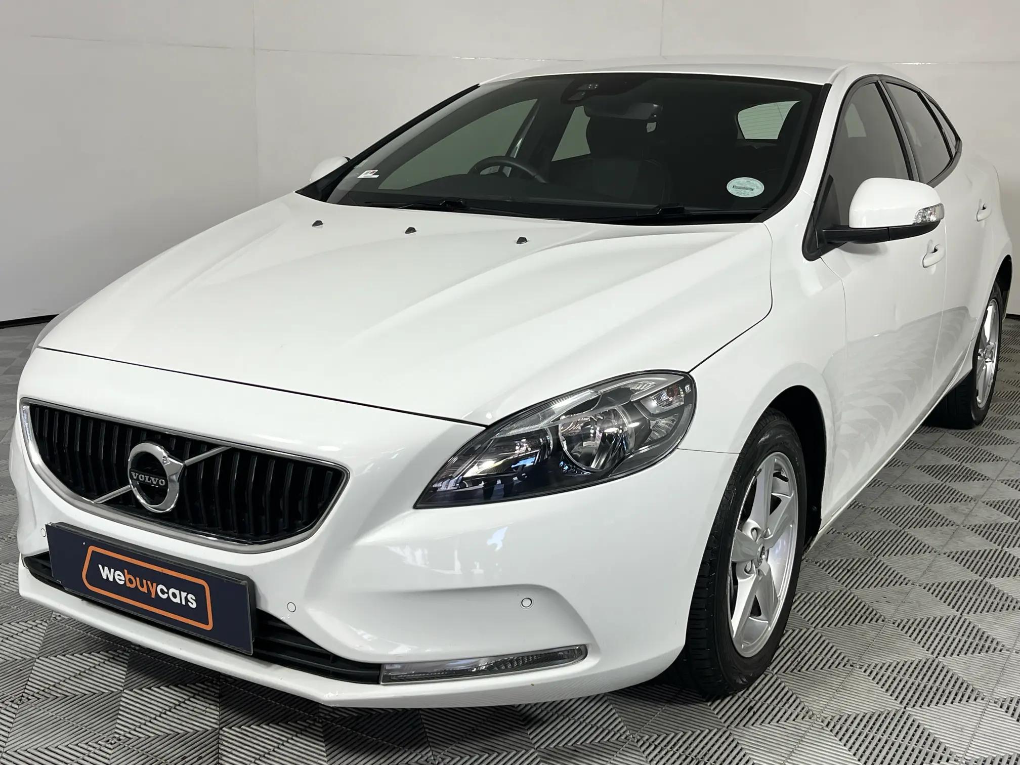 Volvo V40 T2 Kinetic Geartronic