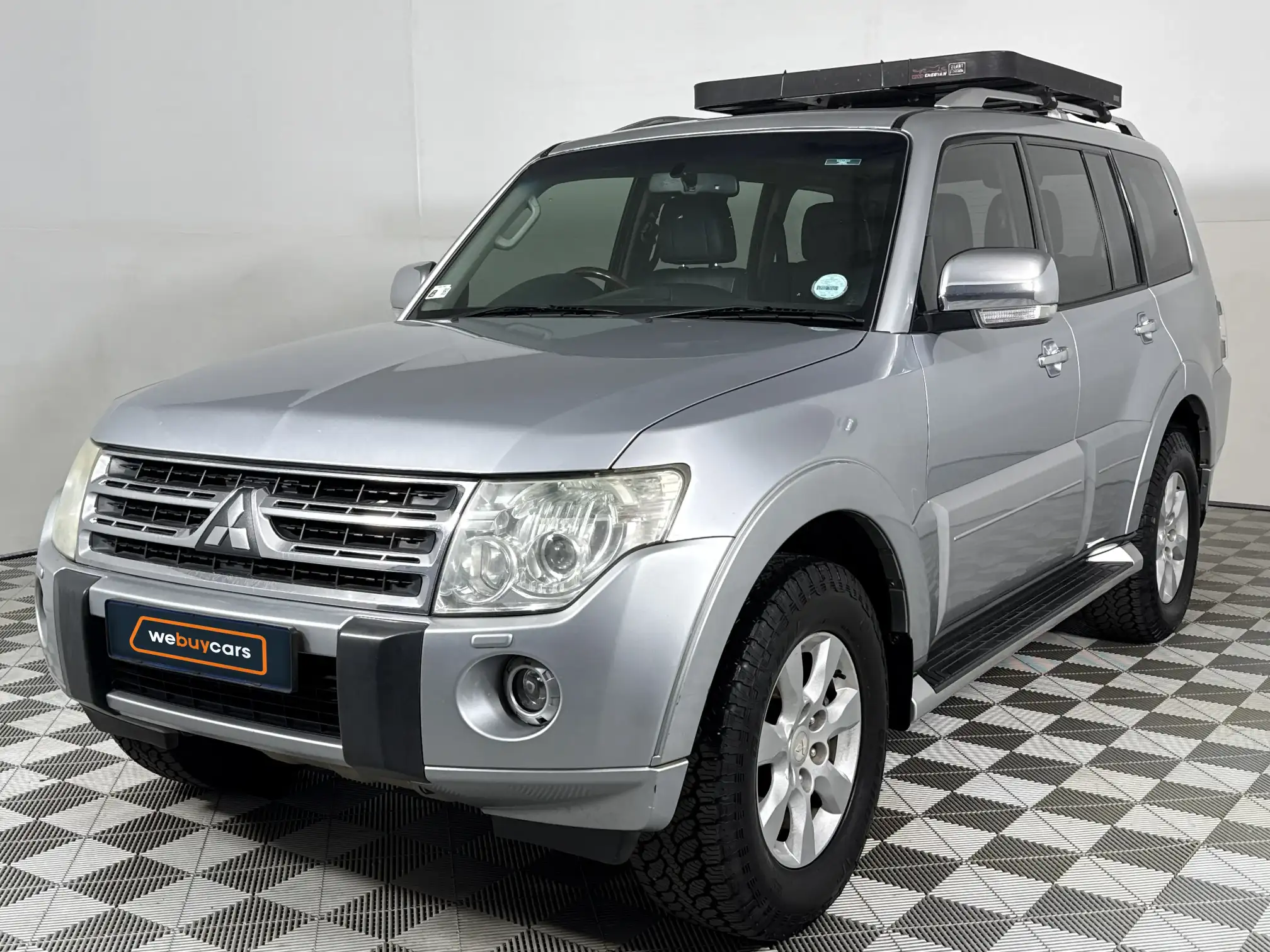 2012 Mitsubishi Pajero