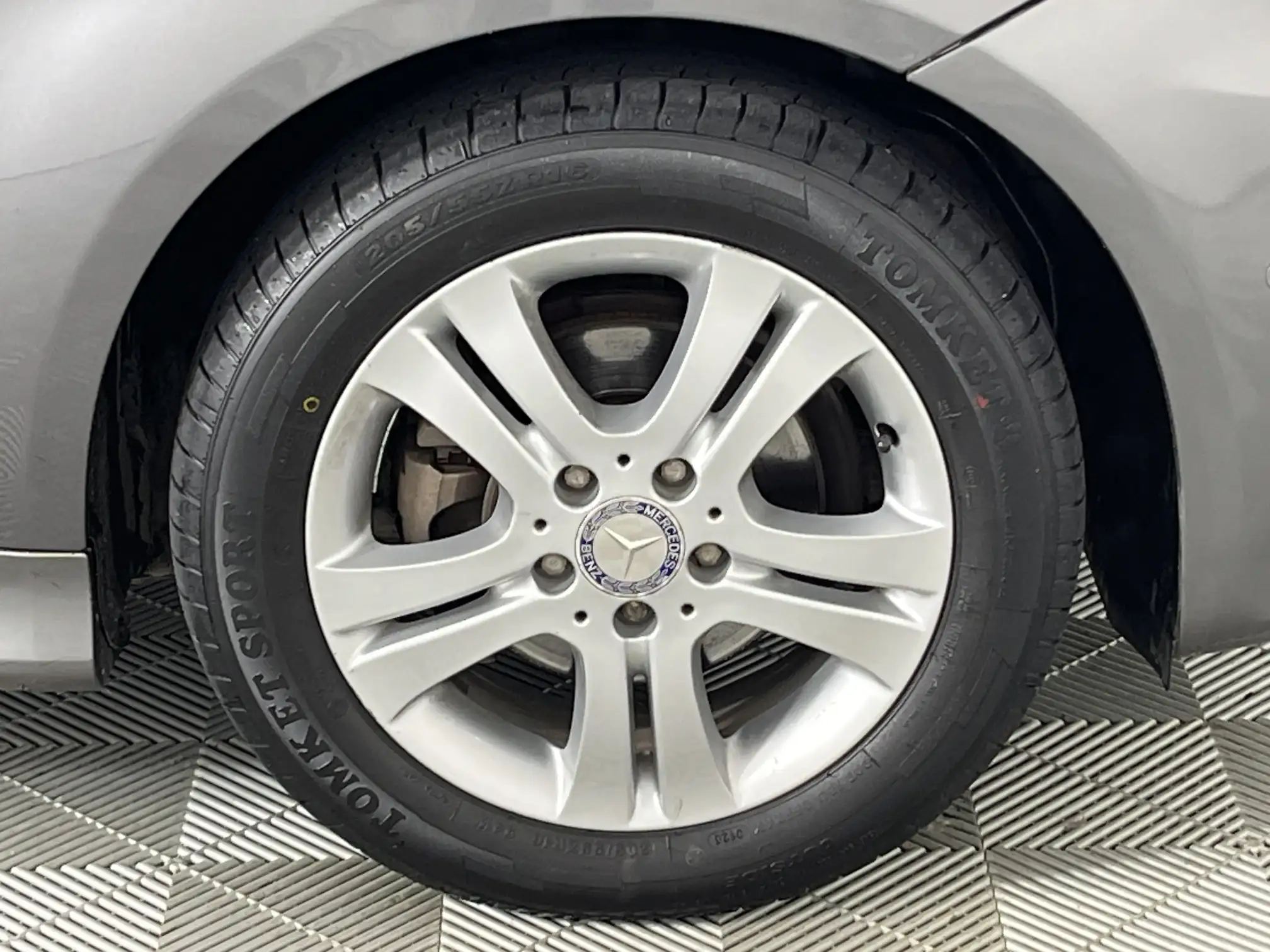 Mercedes-Benz B Class