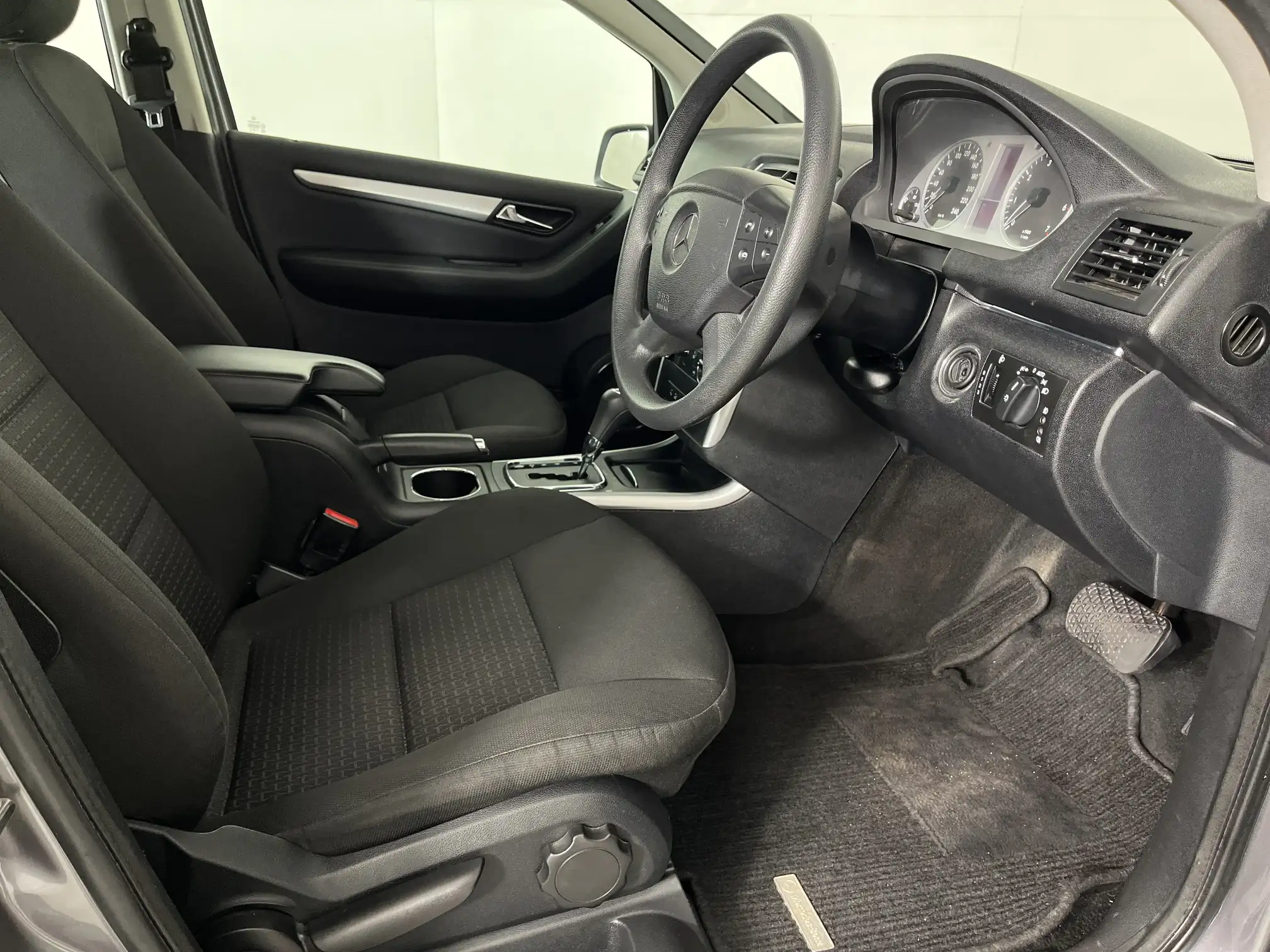 Mercedes-Benz B Class