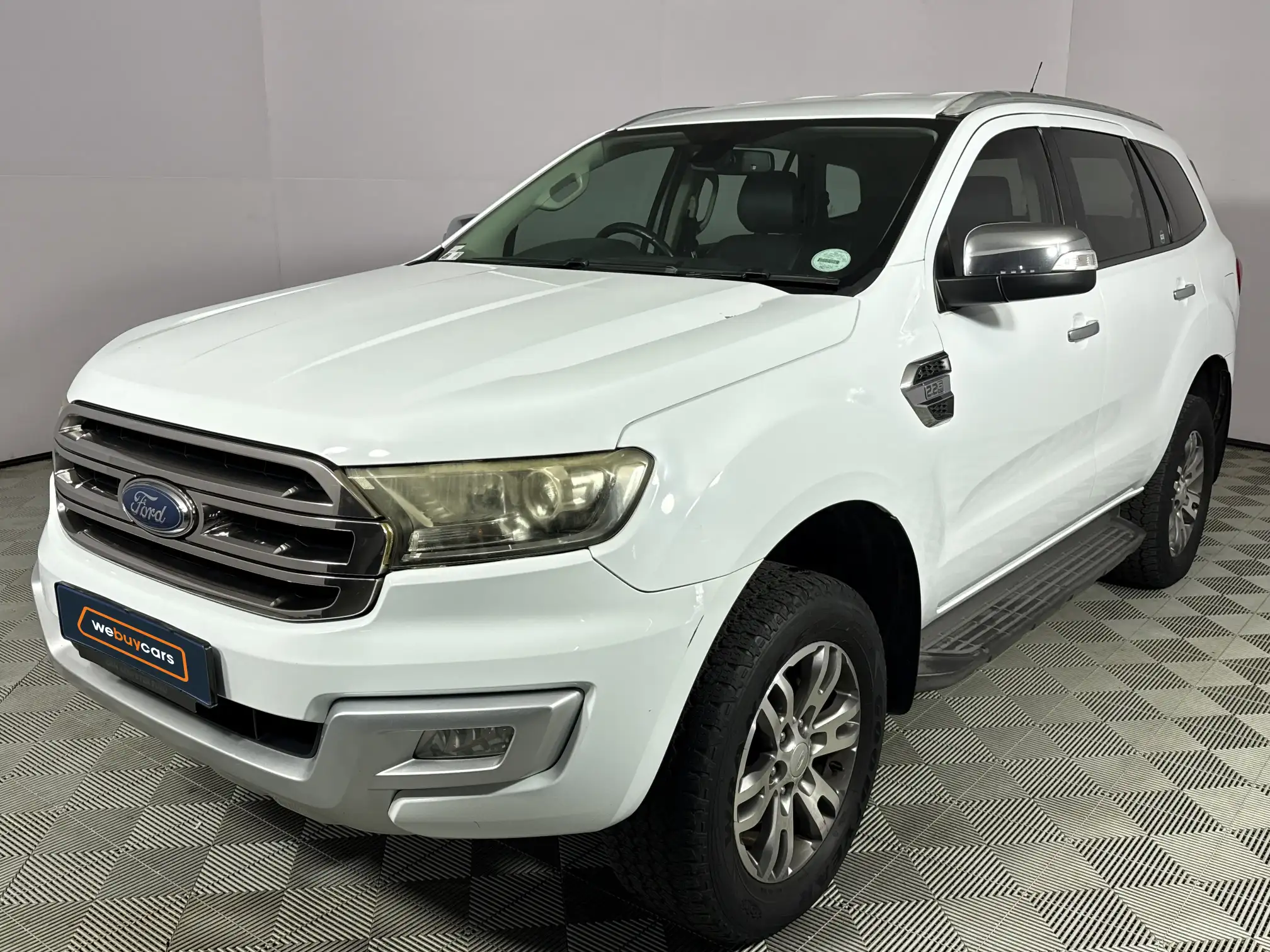2017 Ford Everest
