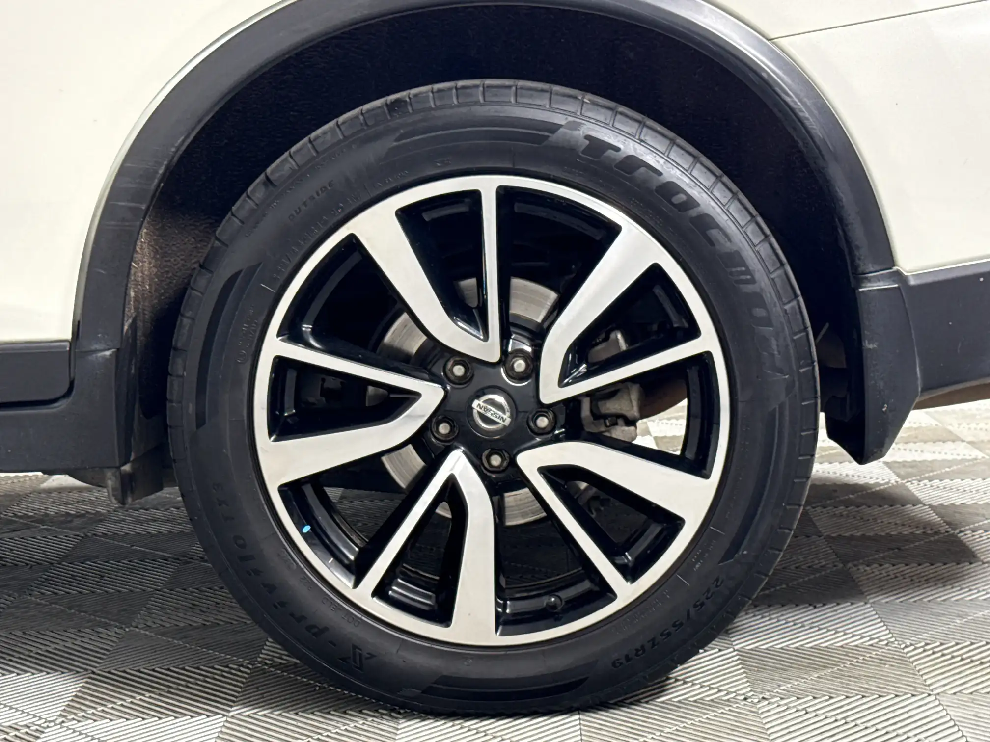 Nissan X Trail