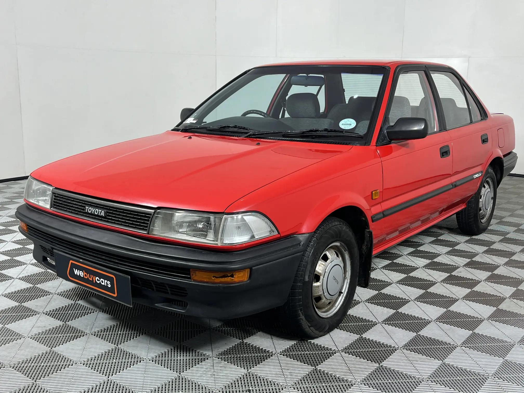 Toyota Corolla 1.6 GL (70 kW)