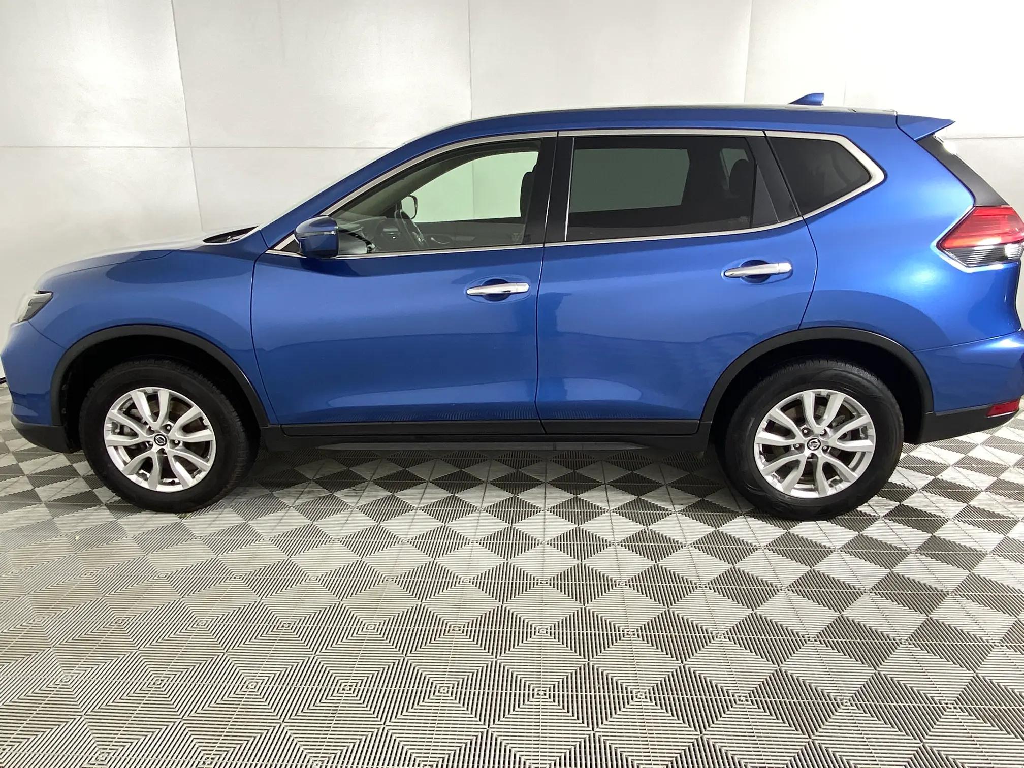 Nissan XTrail VII 2.0 Visia 4x2 for sale R 227 900 Carfind.co.za