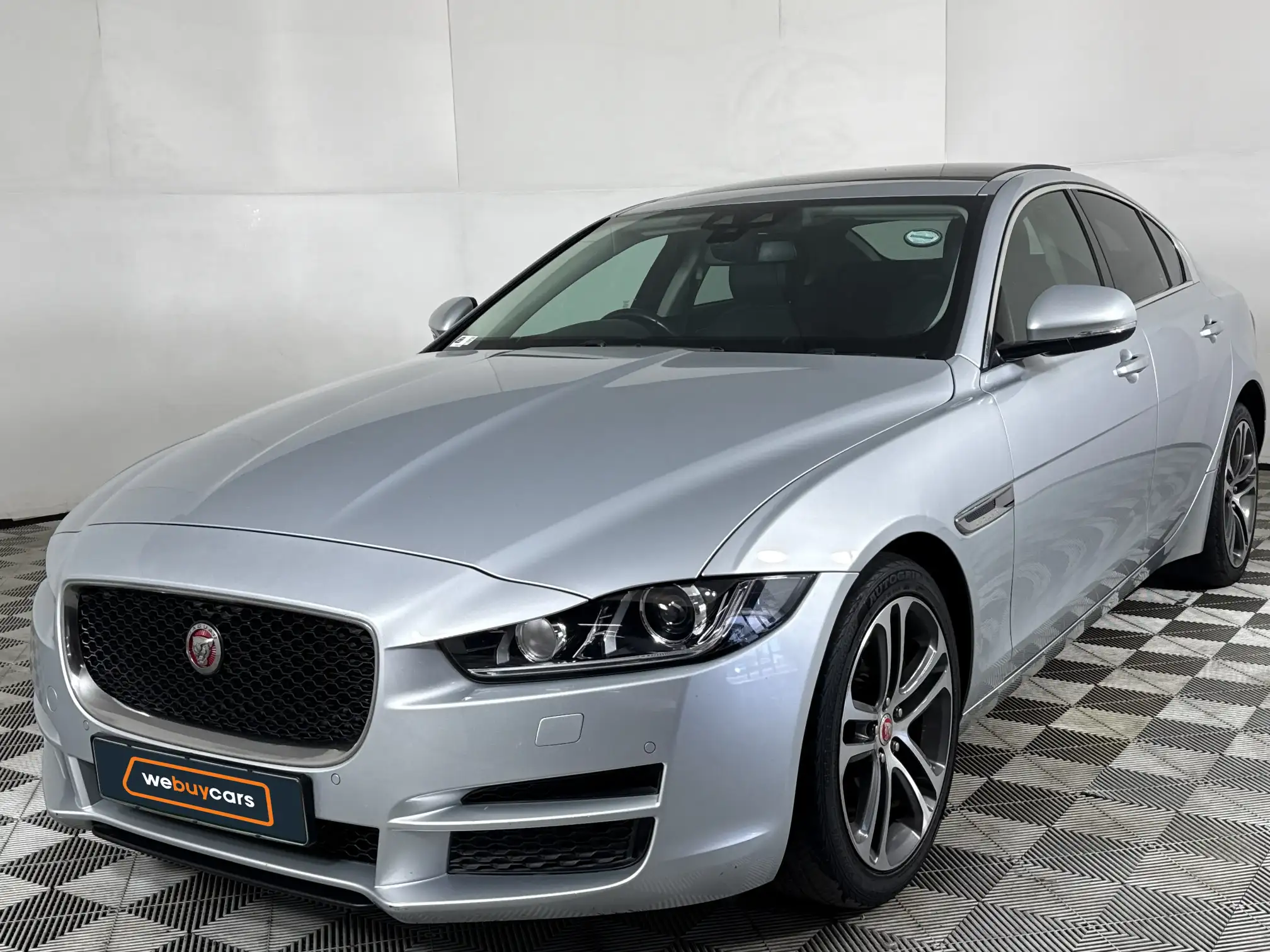 2018 Jaguar XE