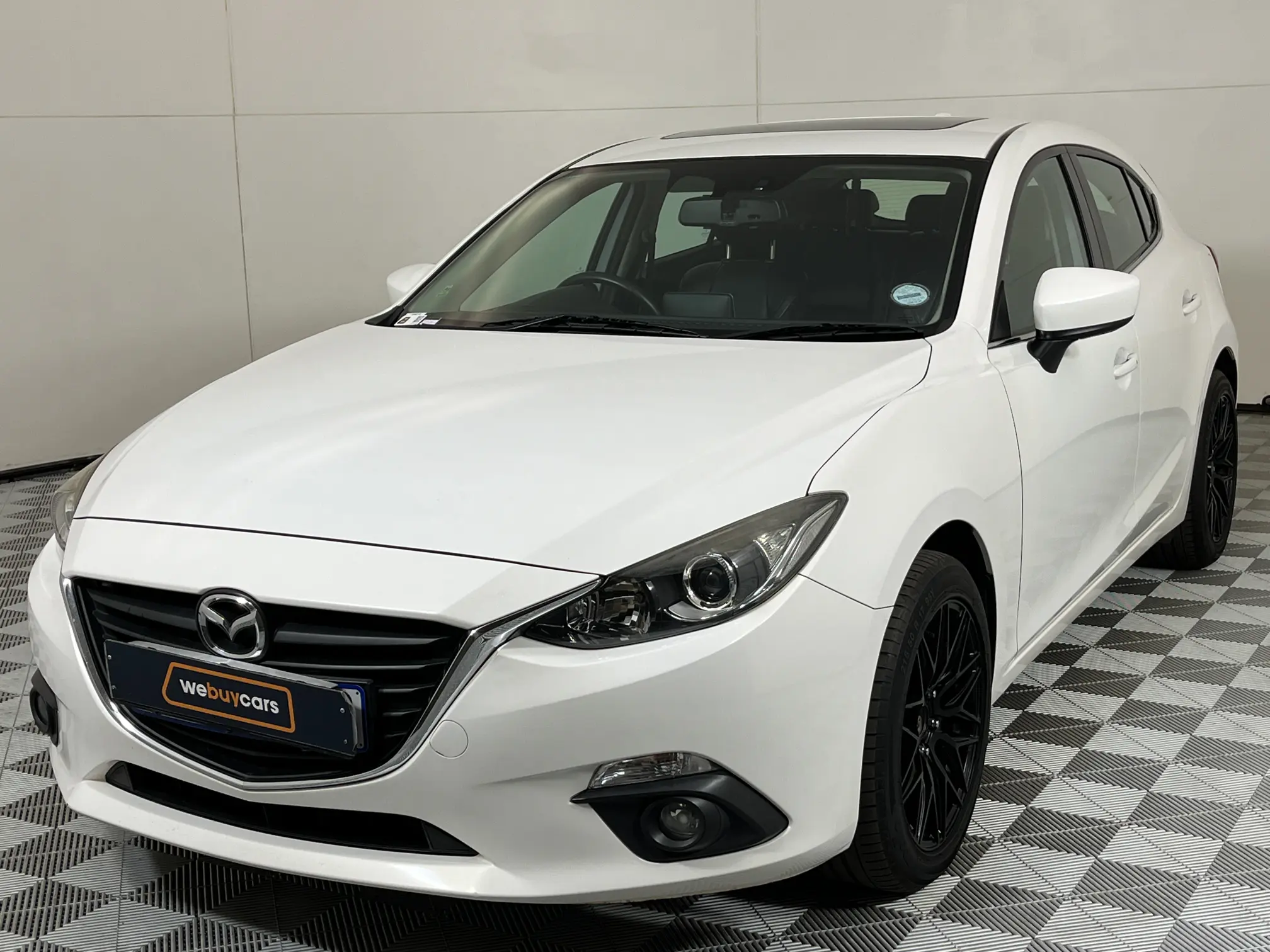 2015 Mazda Mazda 3 2.0 Individual 5-Door