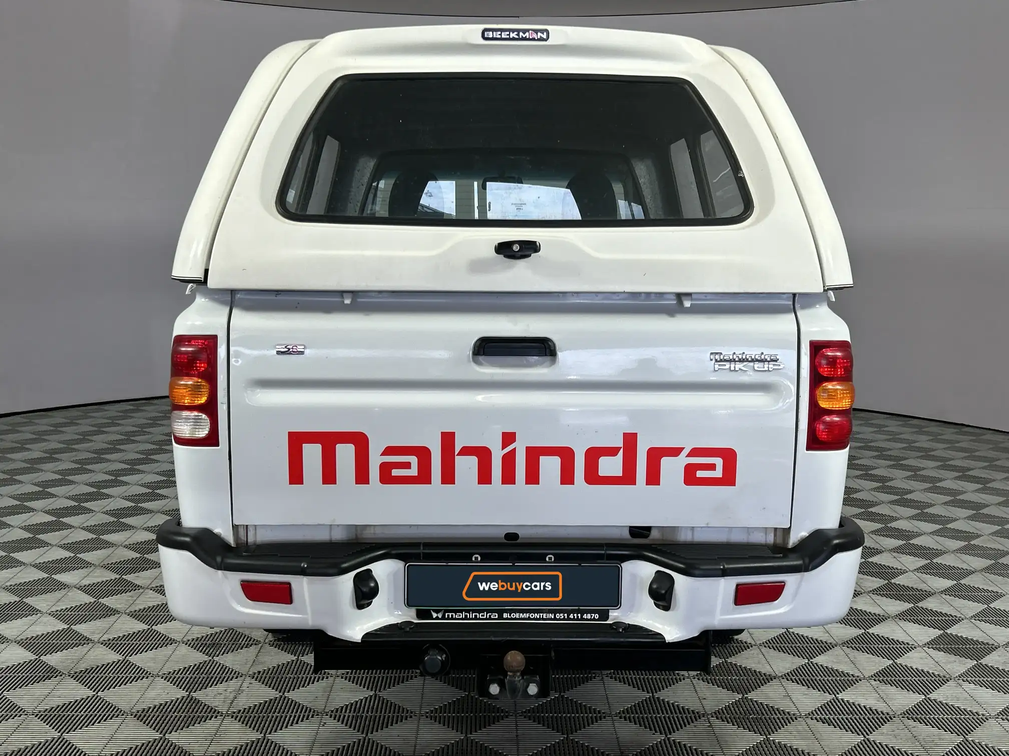 Mahindra PIK UP