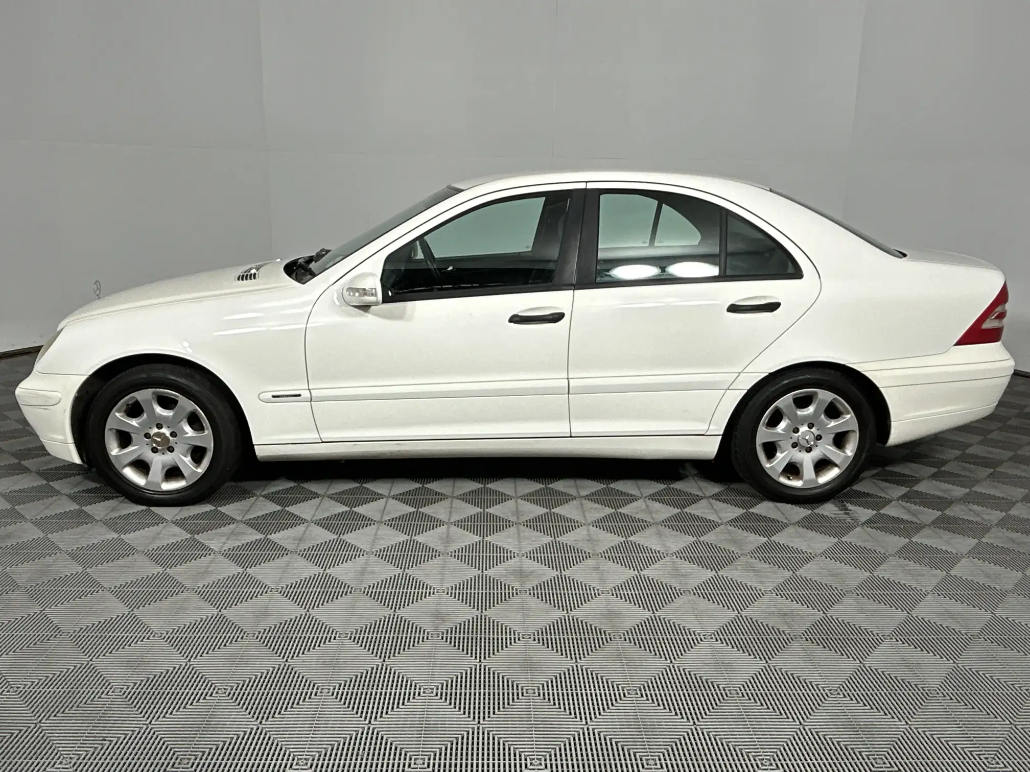 Mercedes-Benz C Class Sedan