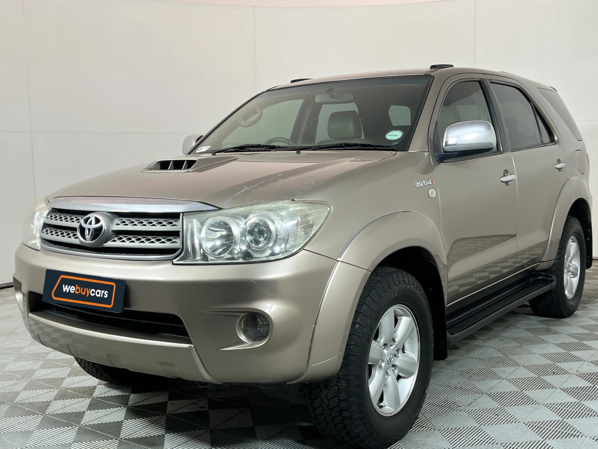Toyota Fortuner II 3.0 D-4D Raised Body 4X4