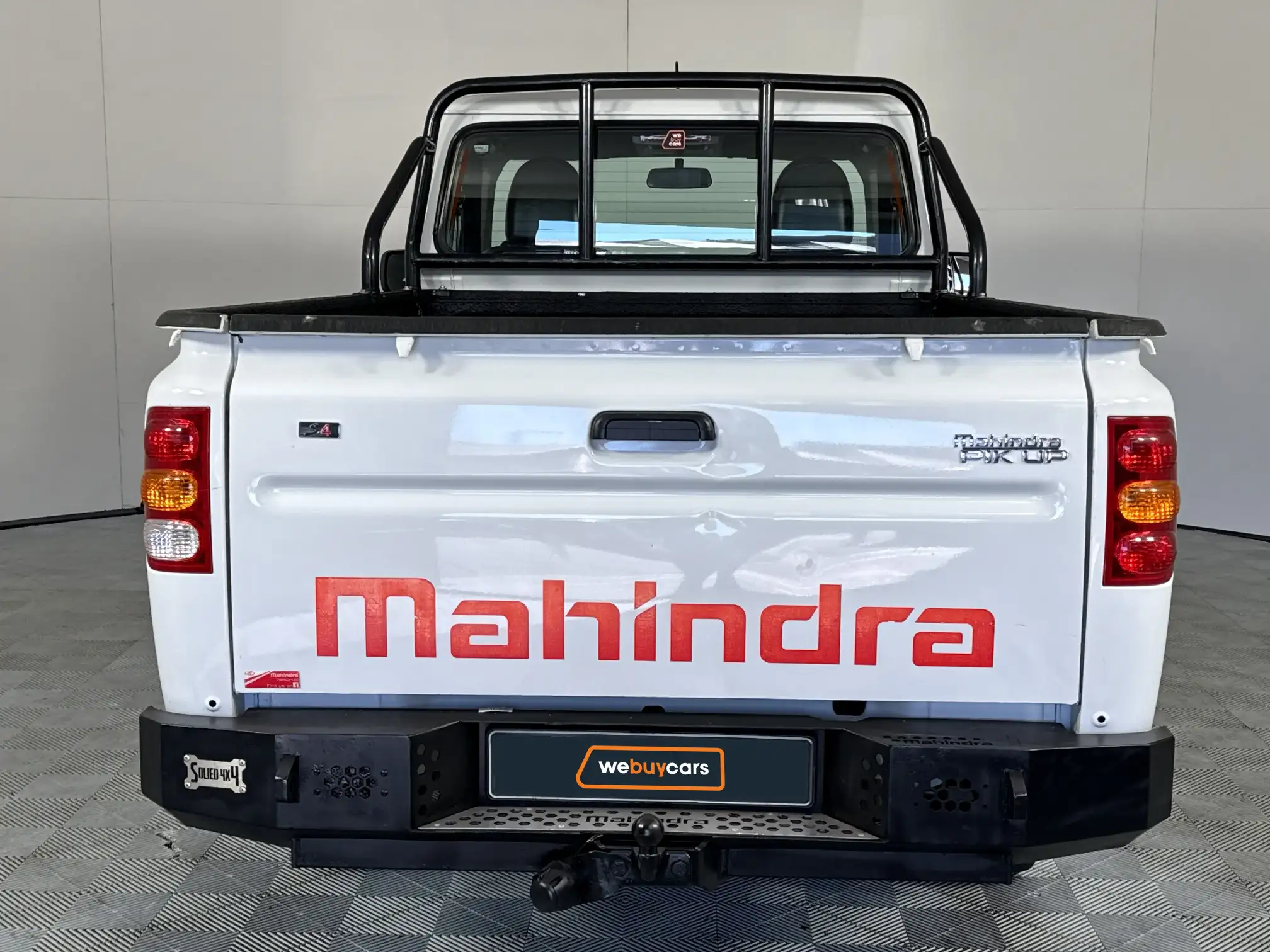 Mahindra PIK UP