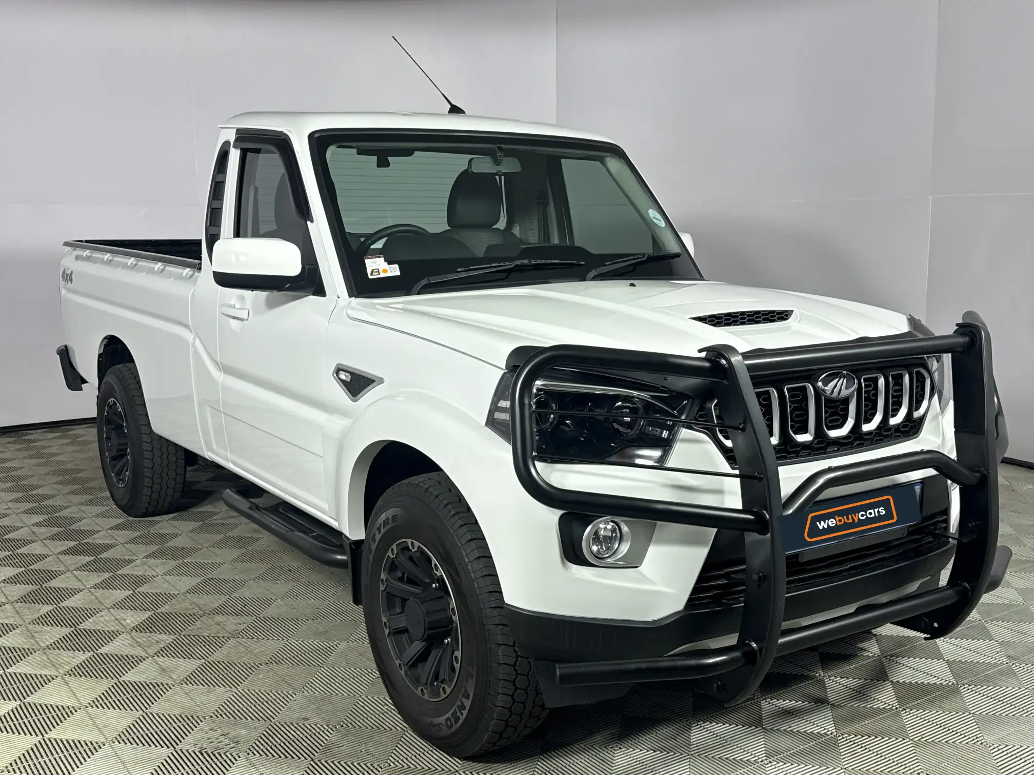 Mahindra PIK UP