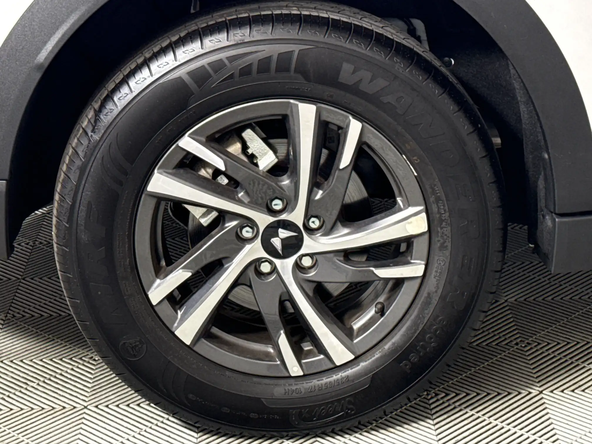 2026 Mahindra XUV 700, image 20