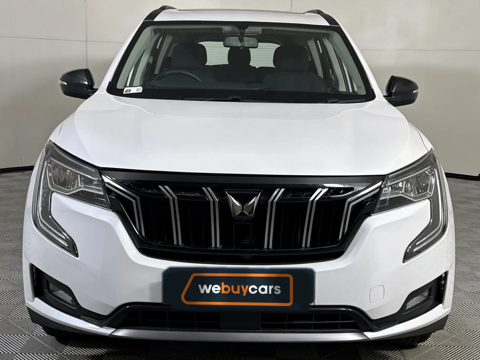 Mahindra XUV 700