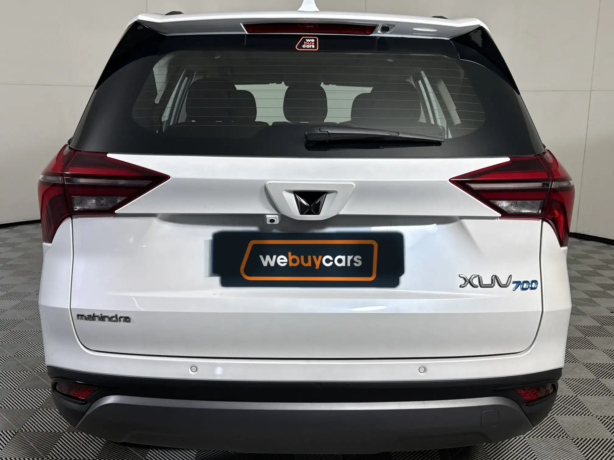 Mahindra XUV 700