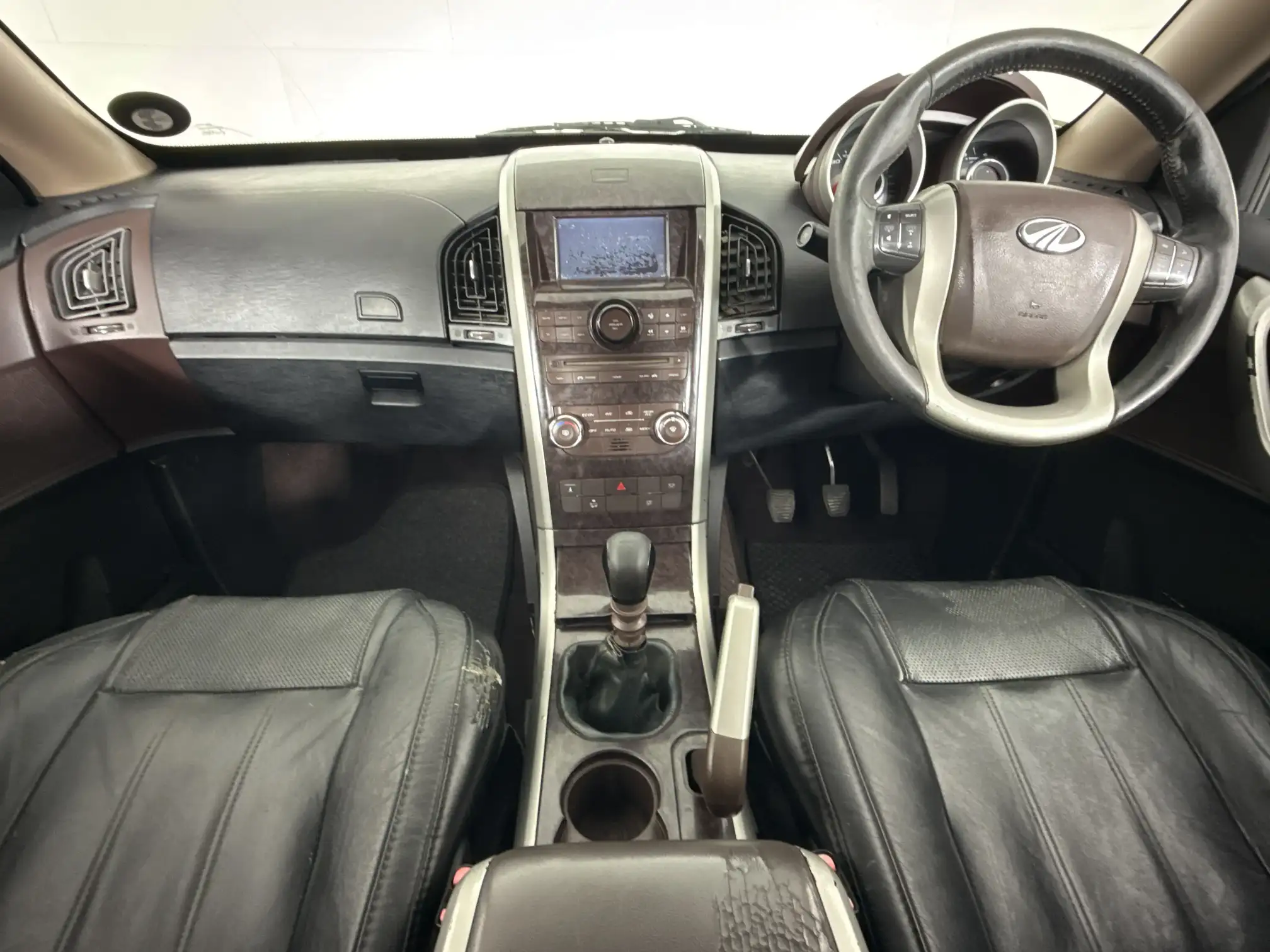 Mahindra XUV