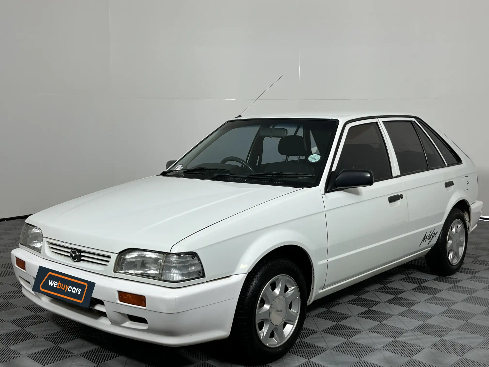 Mazda 323