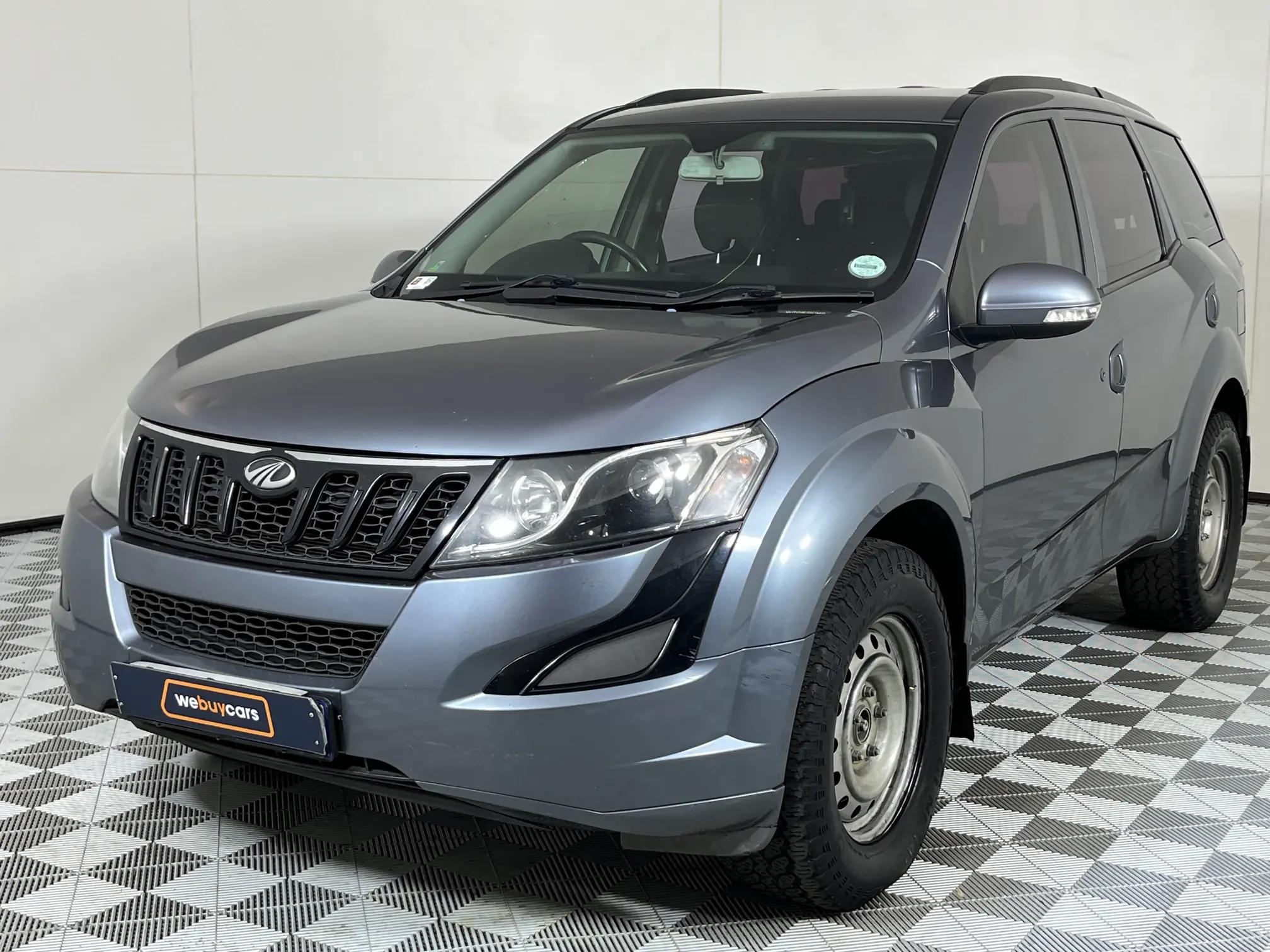 Mahindra XUV 500 2.2 (W4) mHawk 7 Seater ()