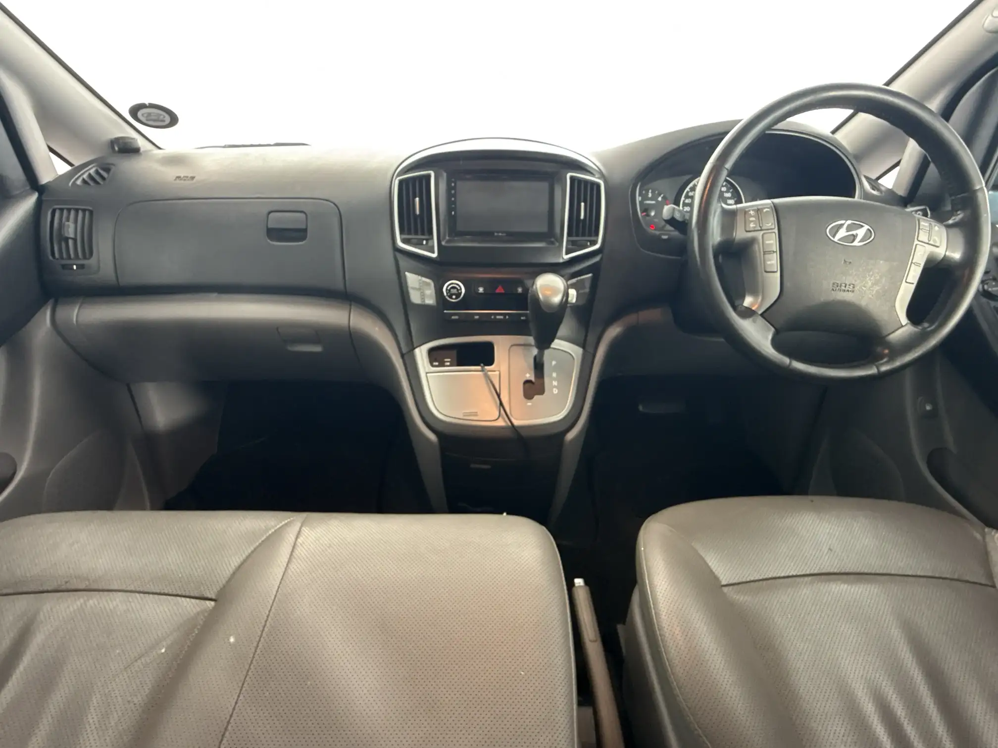 Hyundai H-1