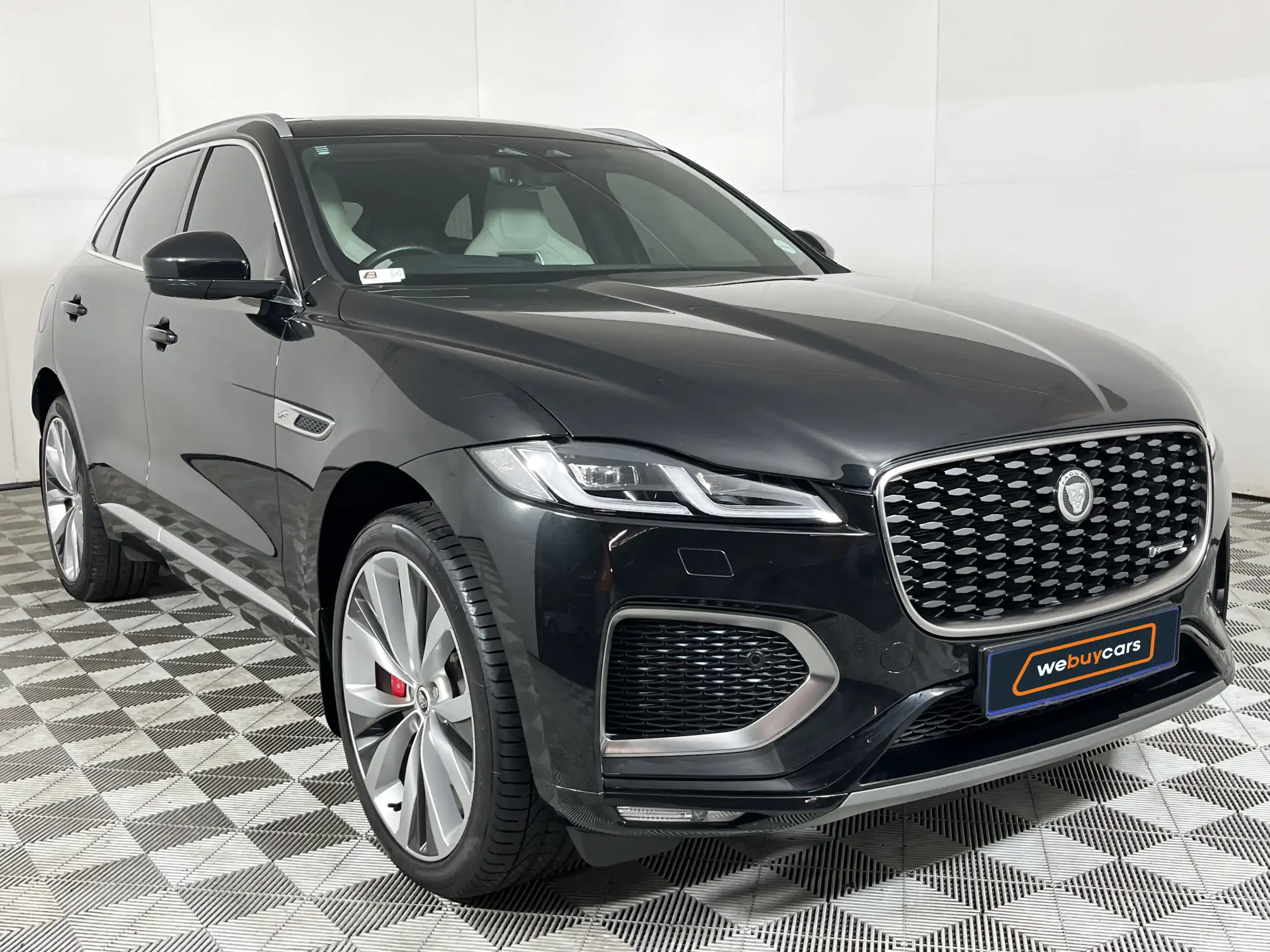 Jaguar F-Pace