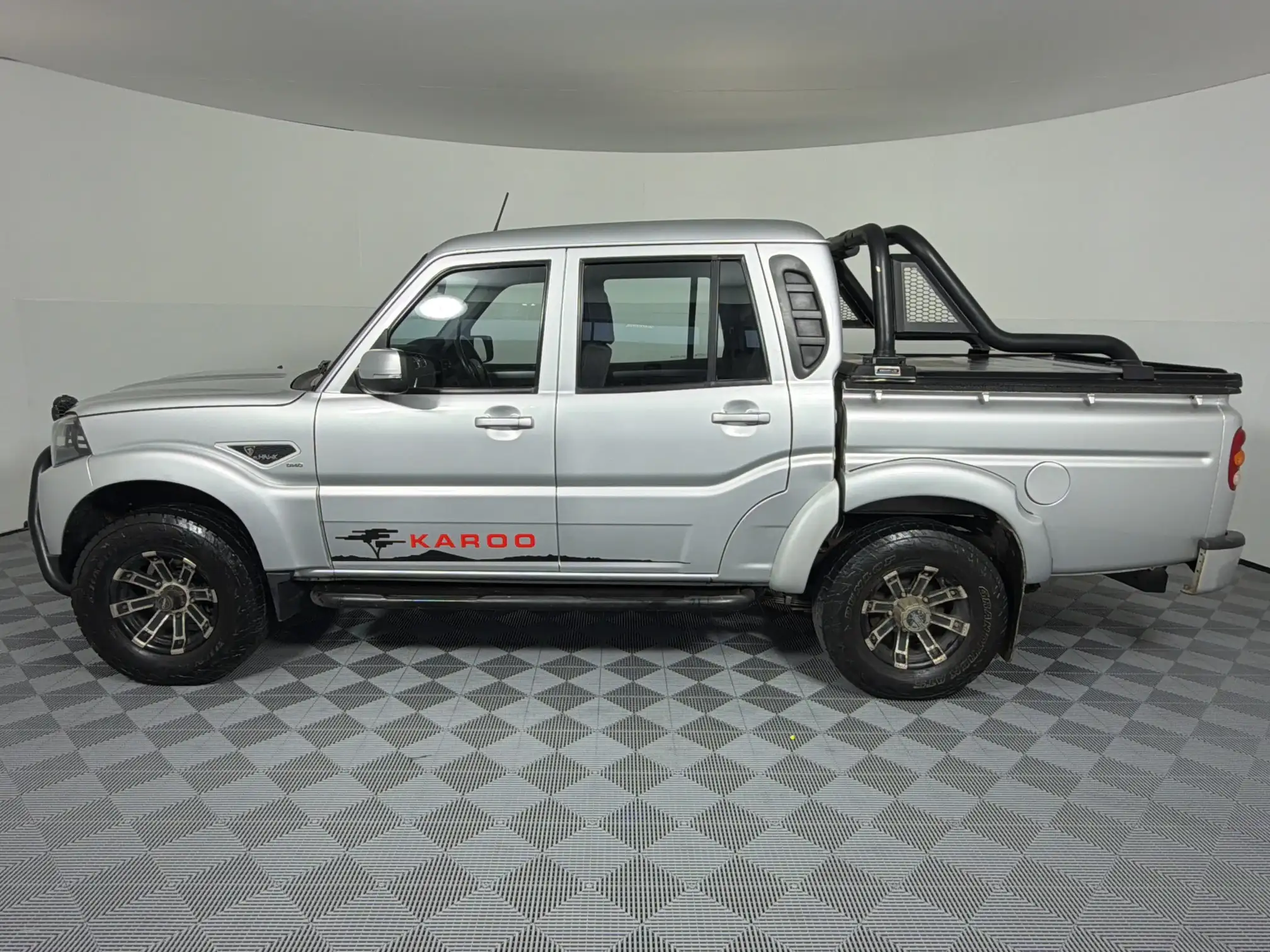 Mahindra PIK UP