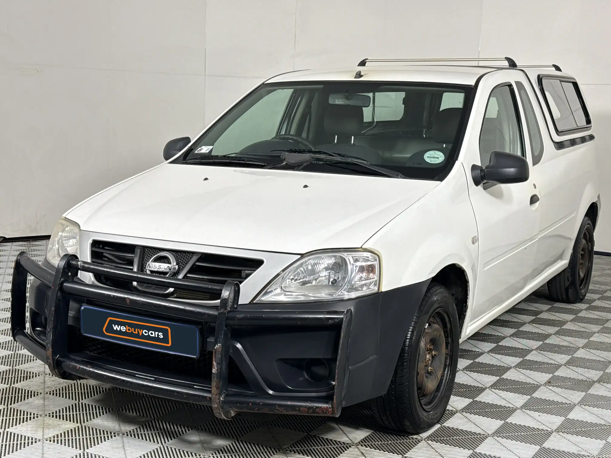 2015 Nissan NP200