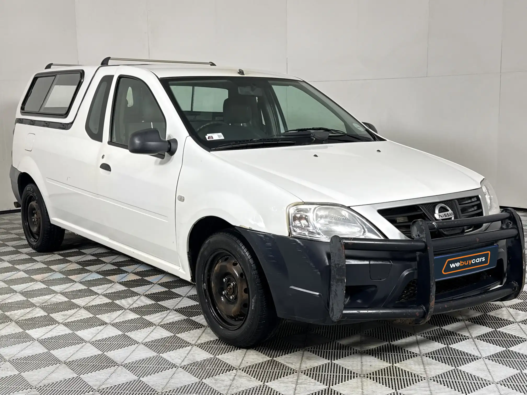 Nissan NP200