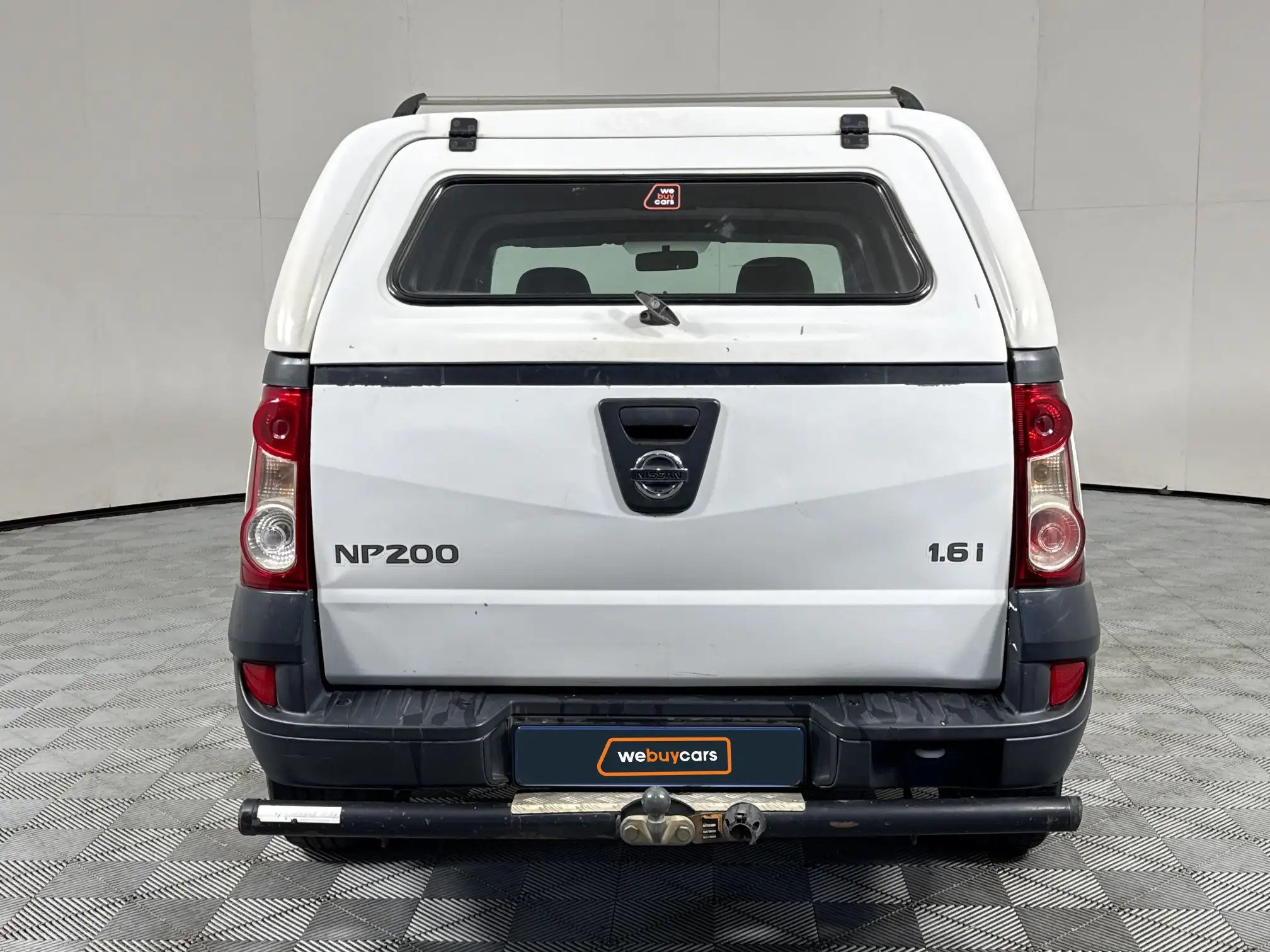 Nissan NP200