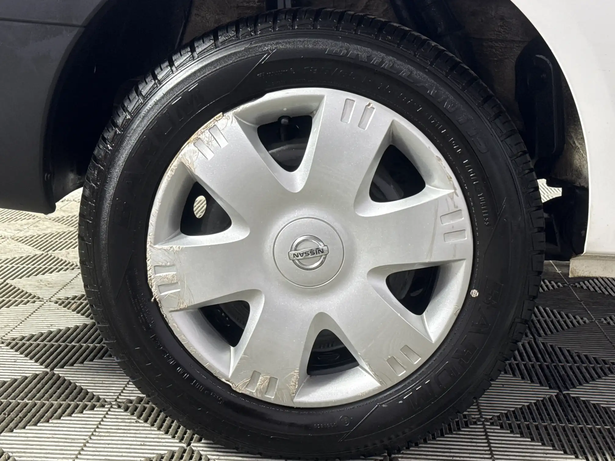 Nissan NP200