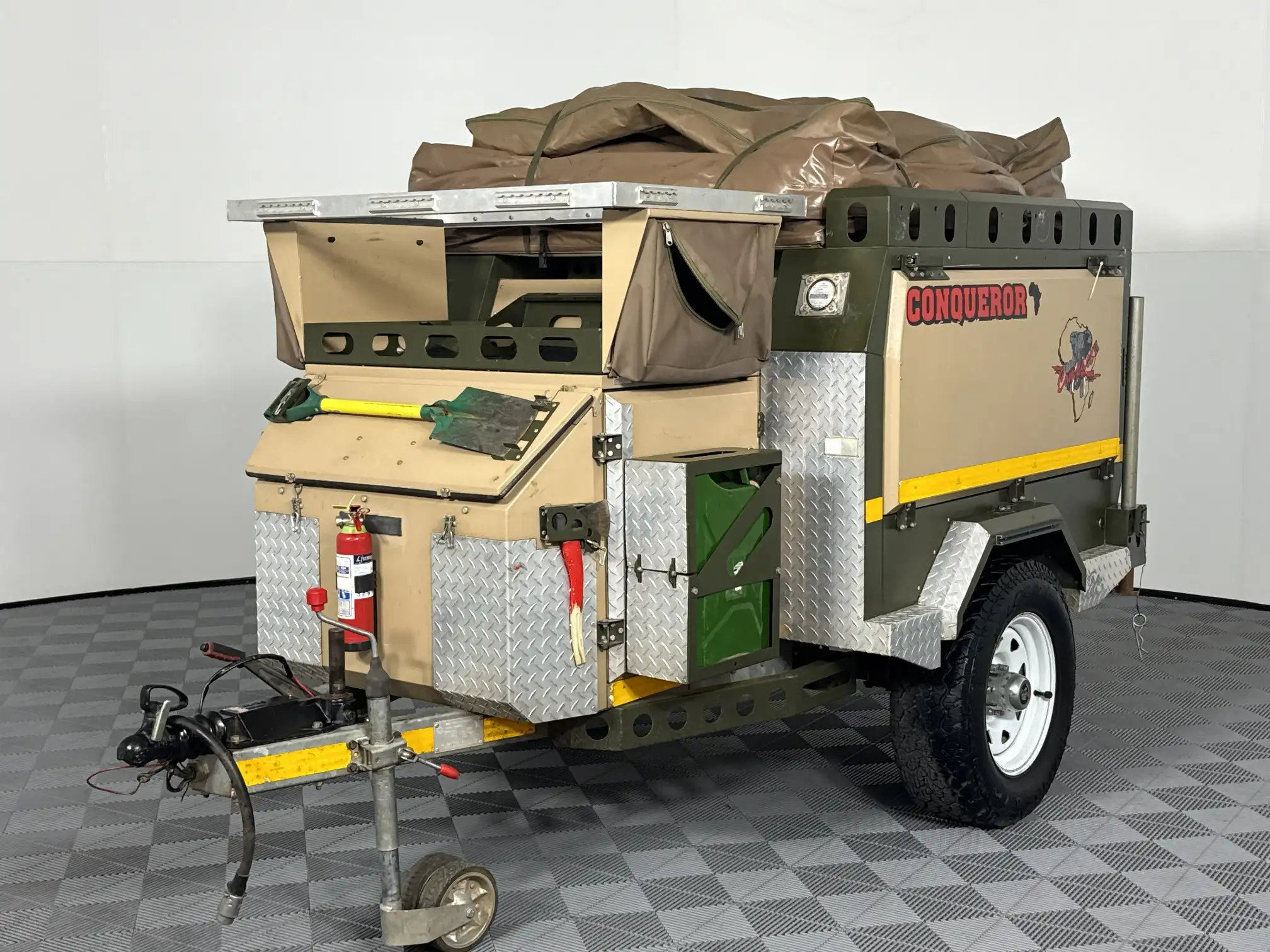 2015 Conqueror Compact 2